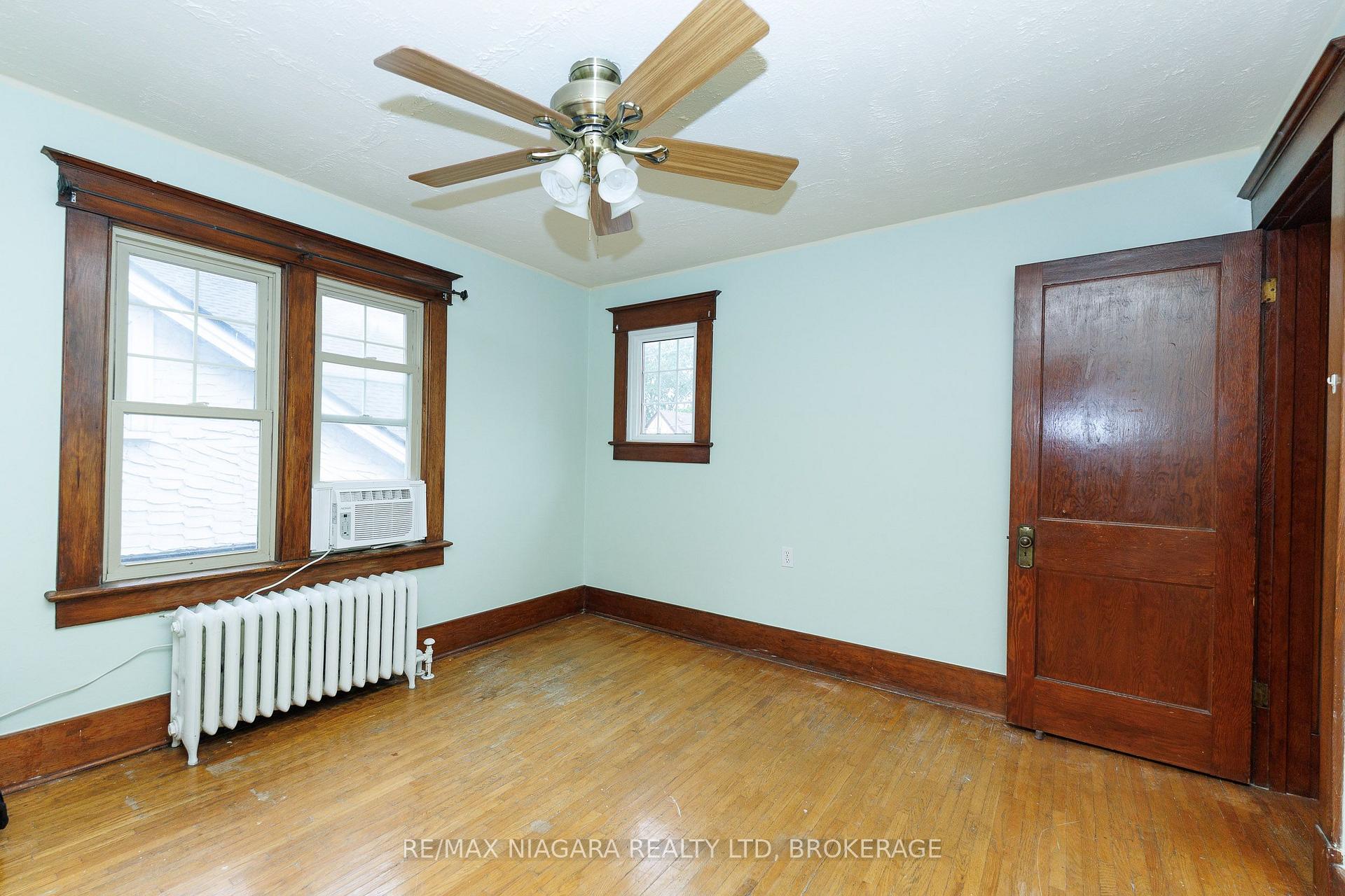 Photo 23 of 4864 Simcoe Street, Niagara Falls, Downtown — HOMEH