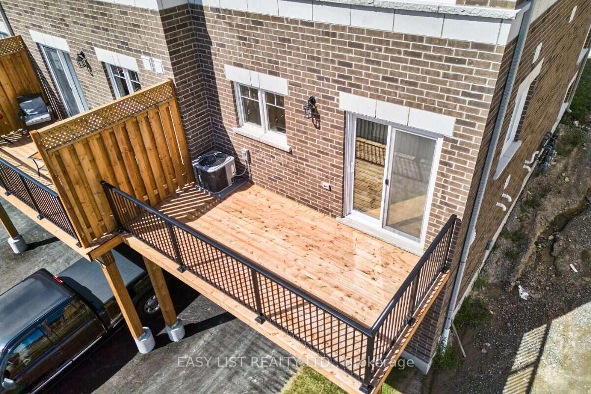 Photo 7 of 22 Nady Lane, Clarington, Newcastle — HOMEH