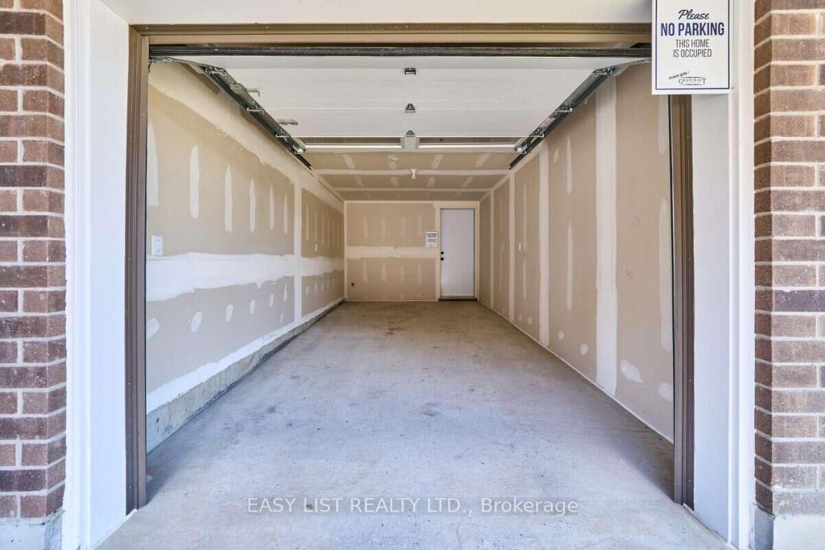 Photo 15 of 22 Nady Lane, Clarington, Newcastle — HOMEH