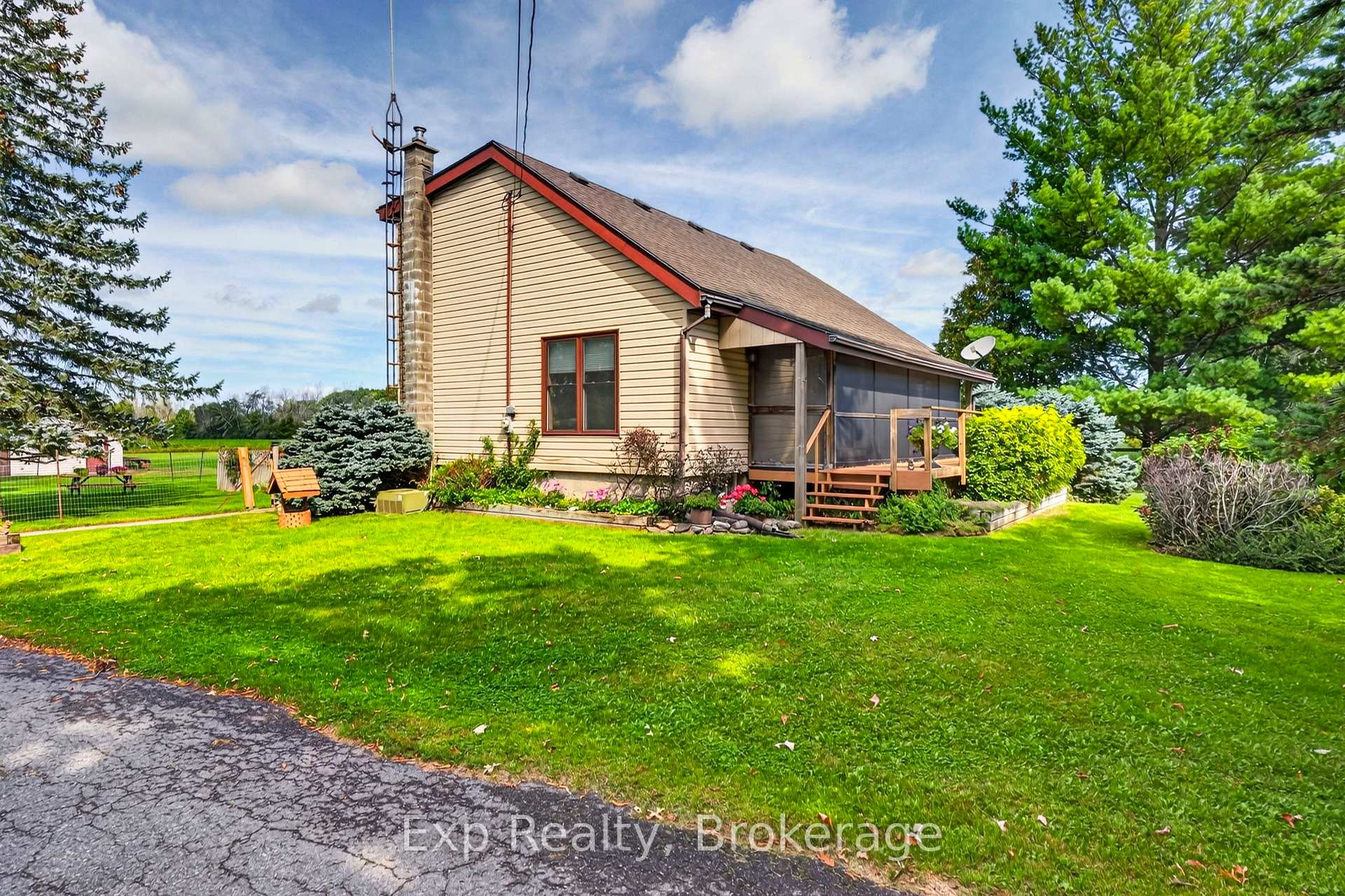 Photo of 257 Elmbrook Road