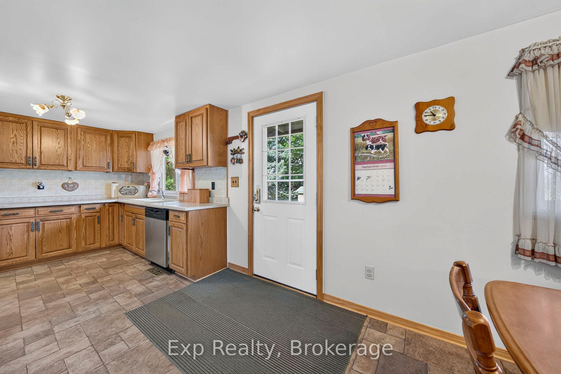 Photo 12 of 257 Elmbrook Road, Prince Edward County, Sophiasburg Ward — HOMEH