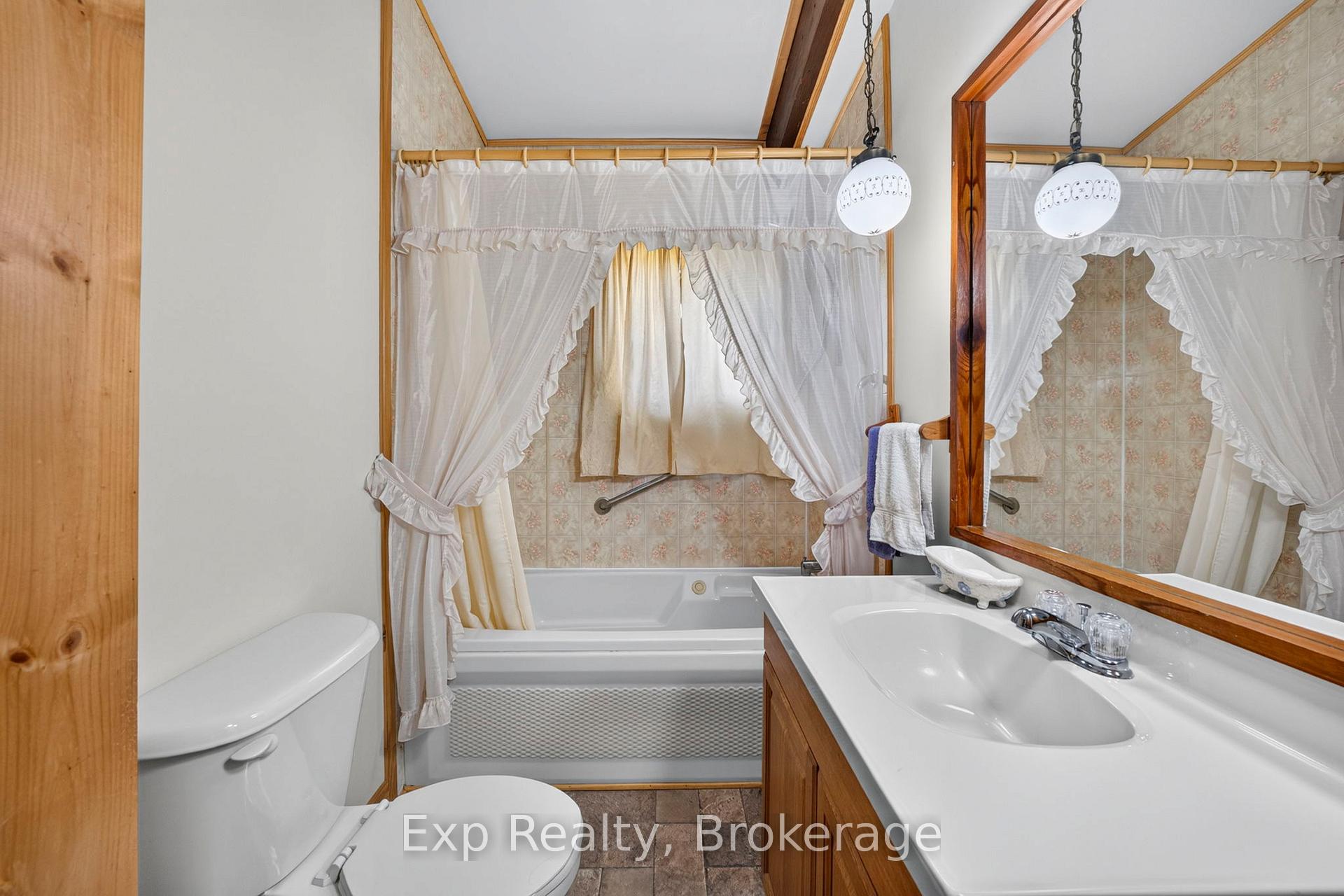 Photo 24 of 257 Elmbrook Road, Prince Edward County, Sophiasburg Ward — HOMEH