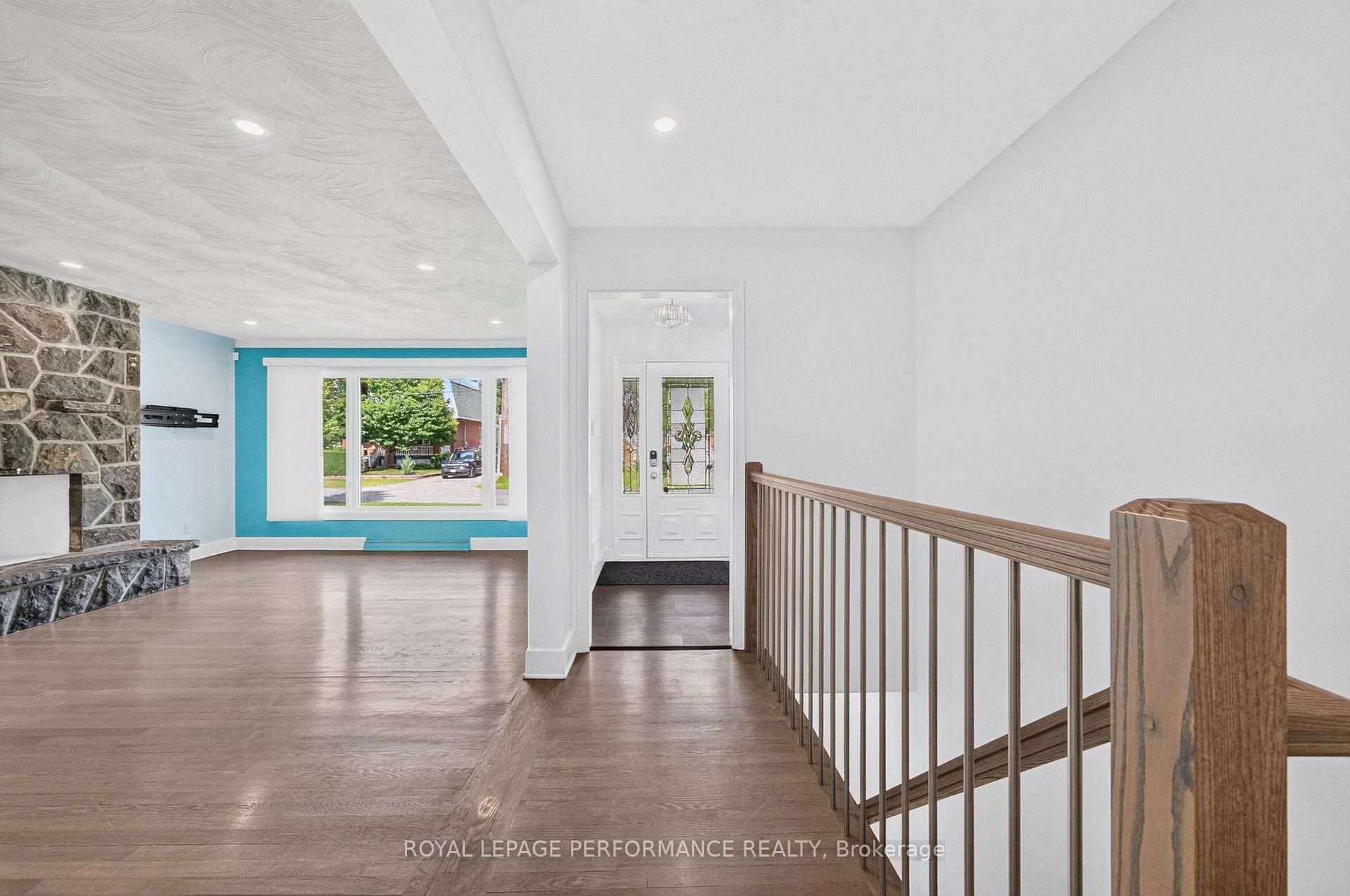 Photo 3 of 244 Richardson Avenue, Ottawa, Woodroffe — HOMEH