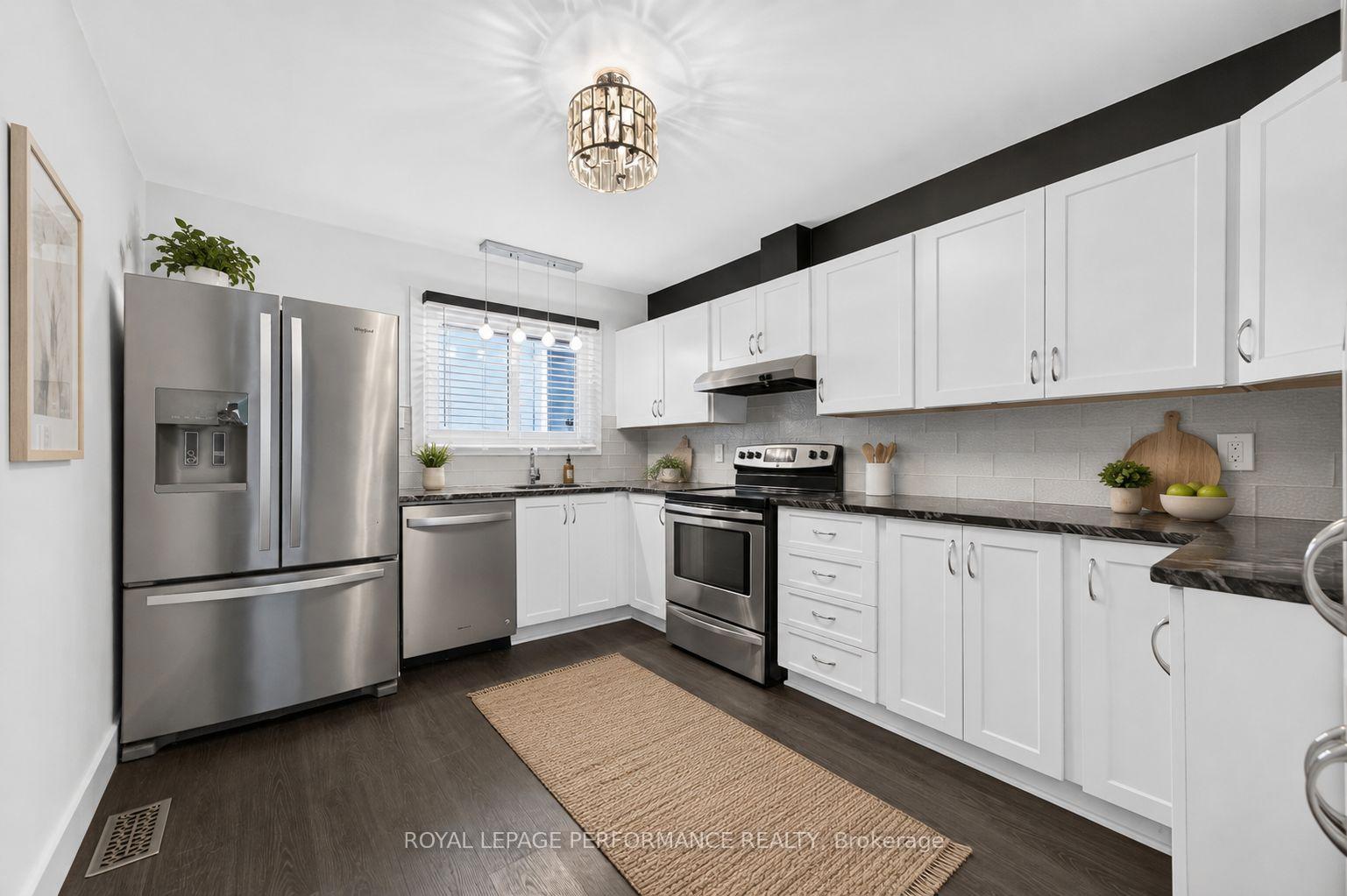 Photo 9 of 244 Richardson Avenue, Ottawa, Woodroffe — HOMEH