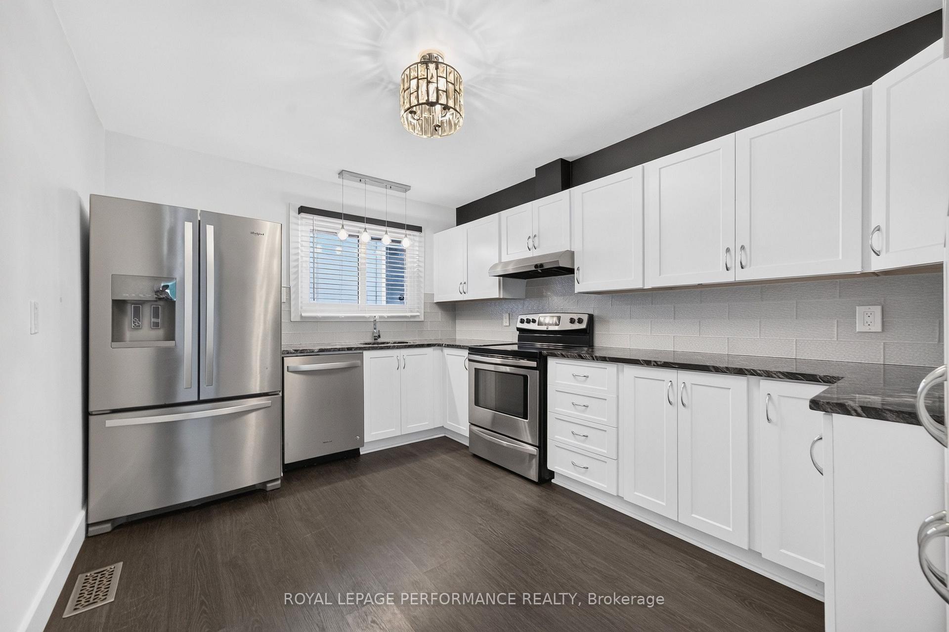 Photo 10 of 244 Richardson Avenue, Ottawa, Woodroffe — HOMEH