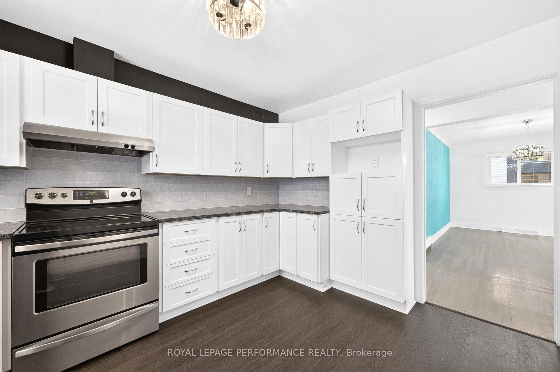 Photo 11 of 244 Richardson Avenue, Ottawa, Woodroffe — HOMEH