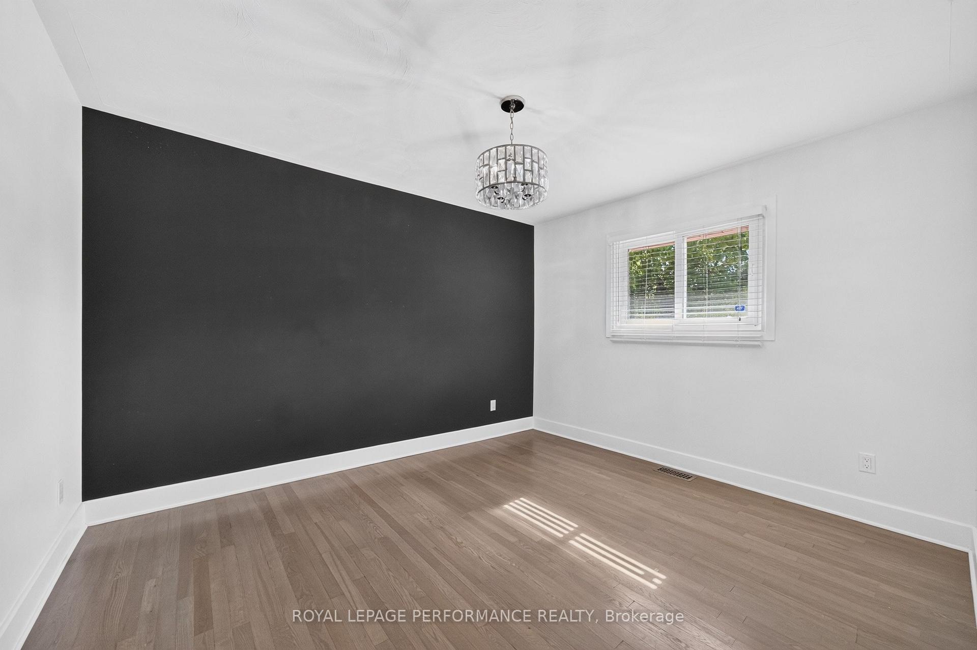 Photo 13 of 244 Richardson Avenue, Ottawa, Woodroffe — HOMEH
