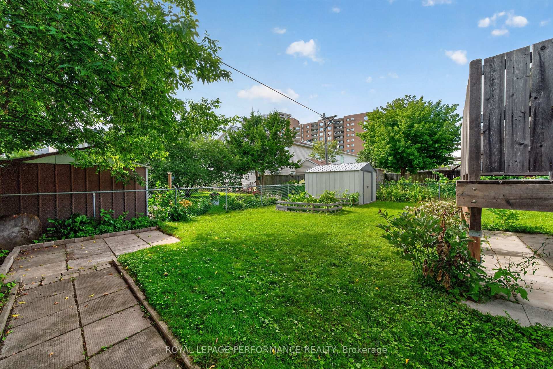 Photo 32 of 244 Richardson Avenue, Ottawa, Woodroffe — HOMEH