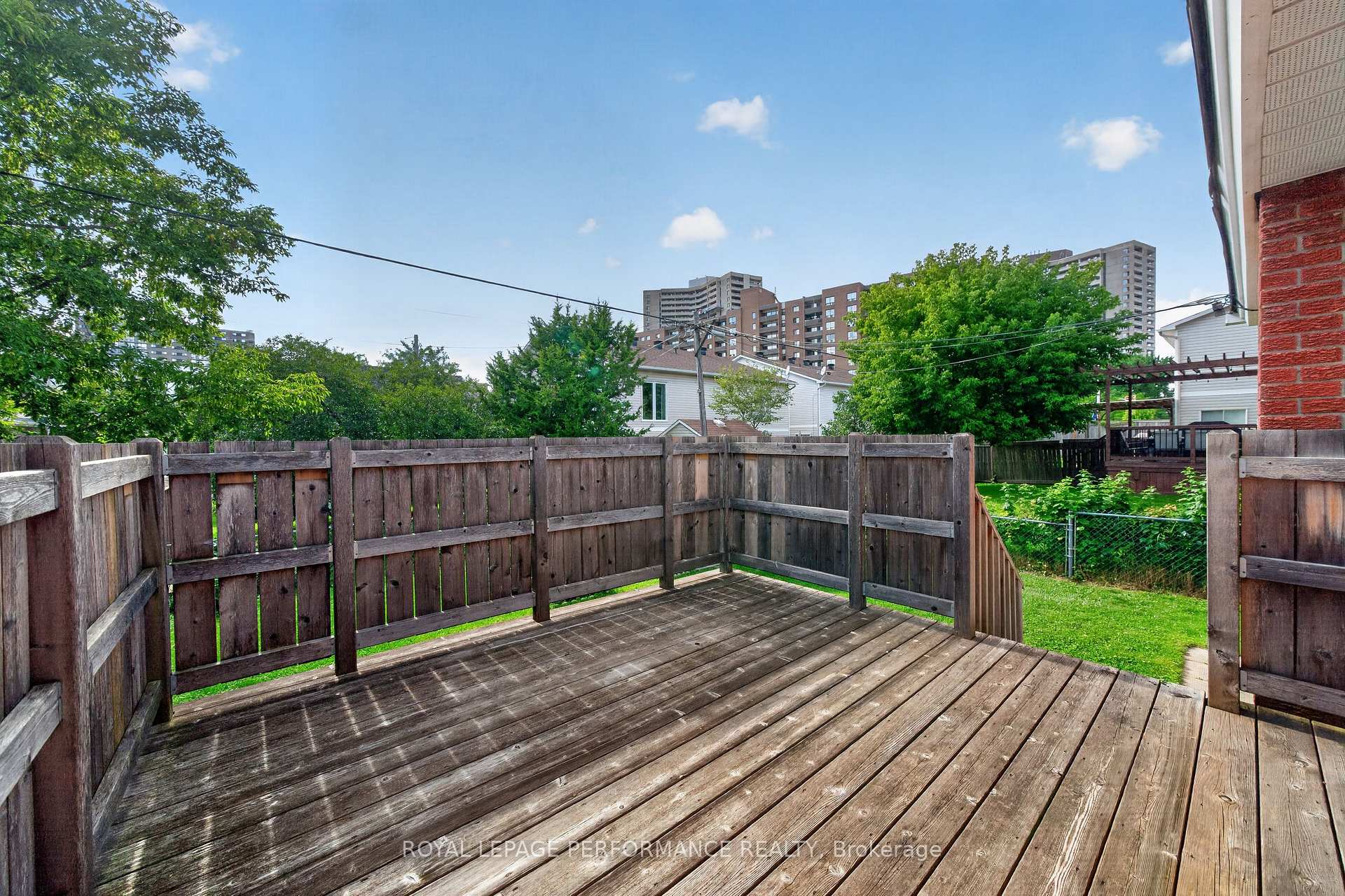 Photo 34 of 244 Richardson Avenue, Ottawa, Woodroffe — HOMEH