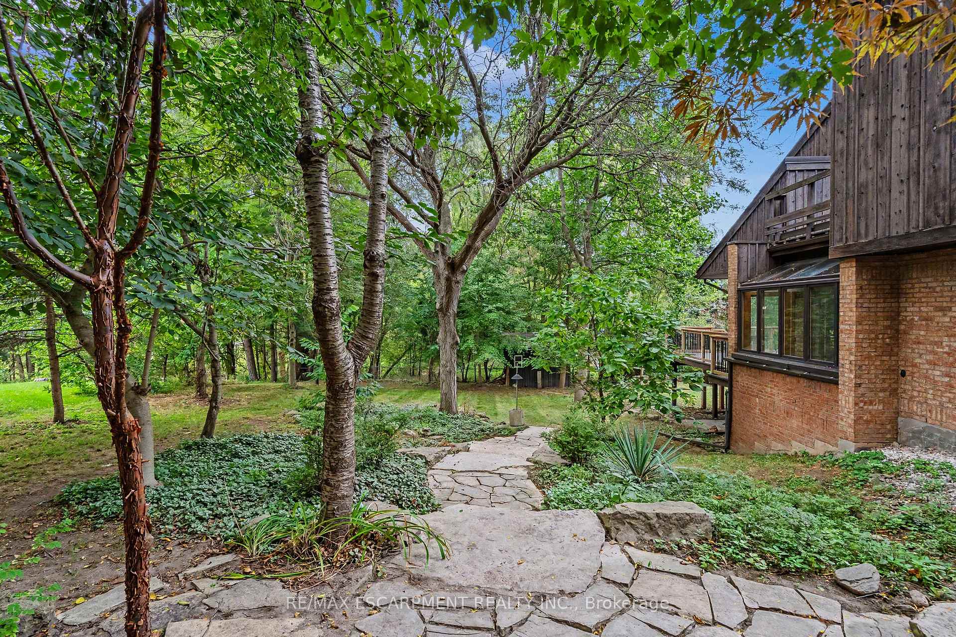 Photo 45 of 539 Ontario Street, Hamilton, Ancaster — HOMEH