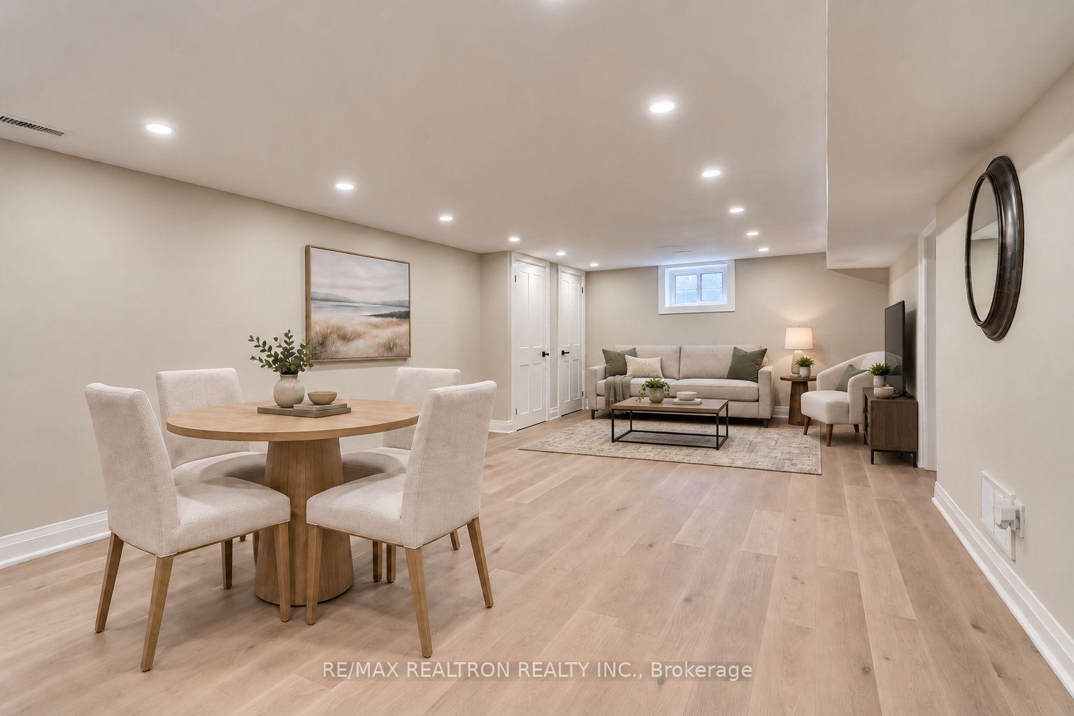 Photo 2 of Unit (Basement), 101 Arnold Crescent, Richmond Hill, Mill Pond — HOMEH