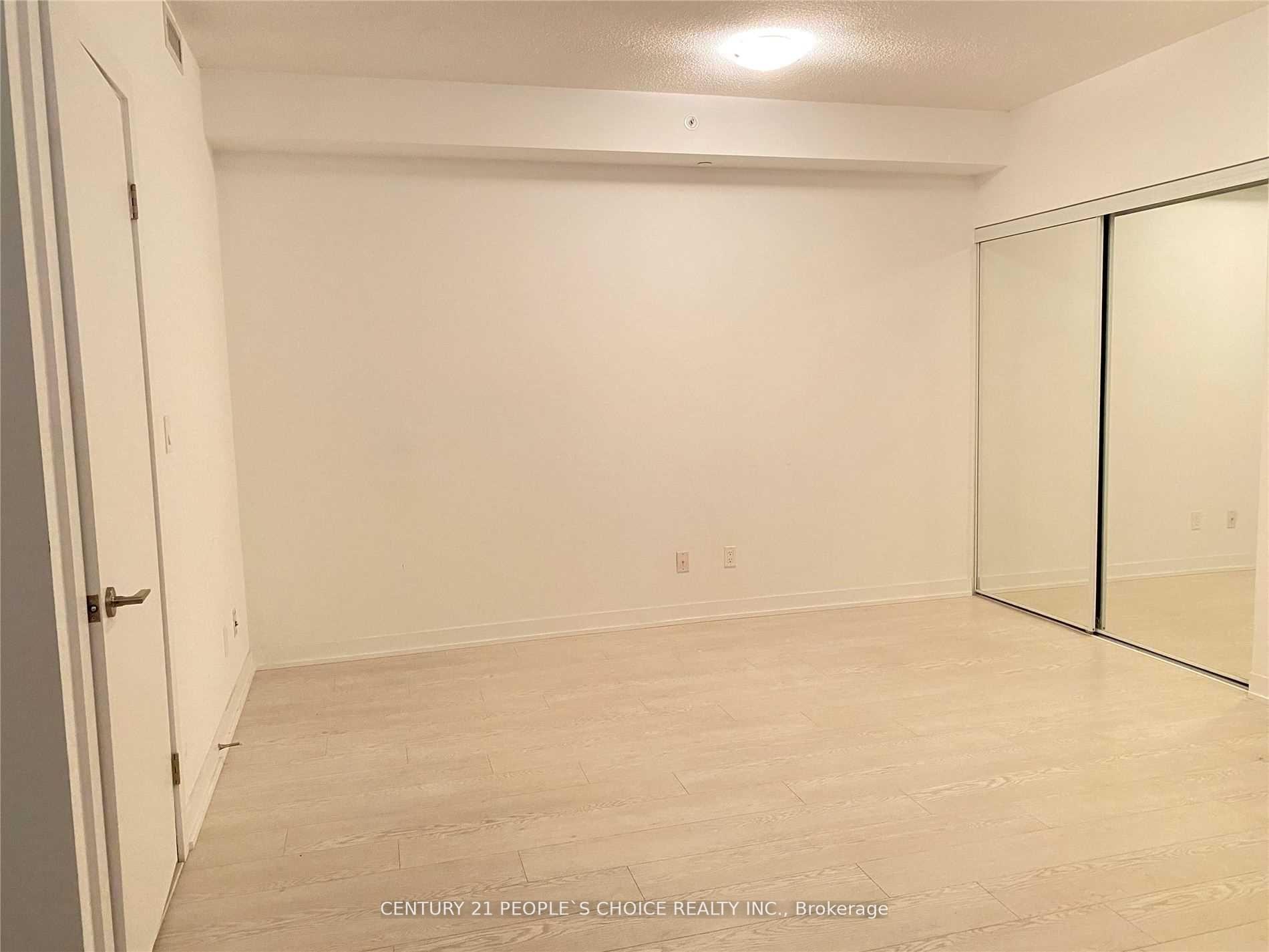 Photo 7 of Unit 308, 20 Bruyeres Mews, Toronto, Niagara — HOMEH