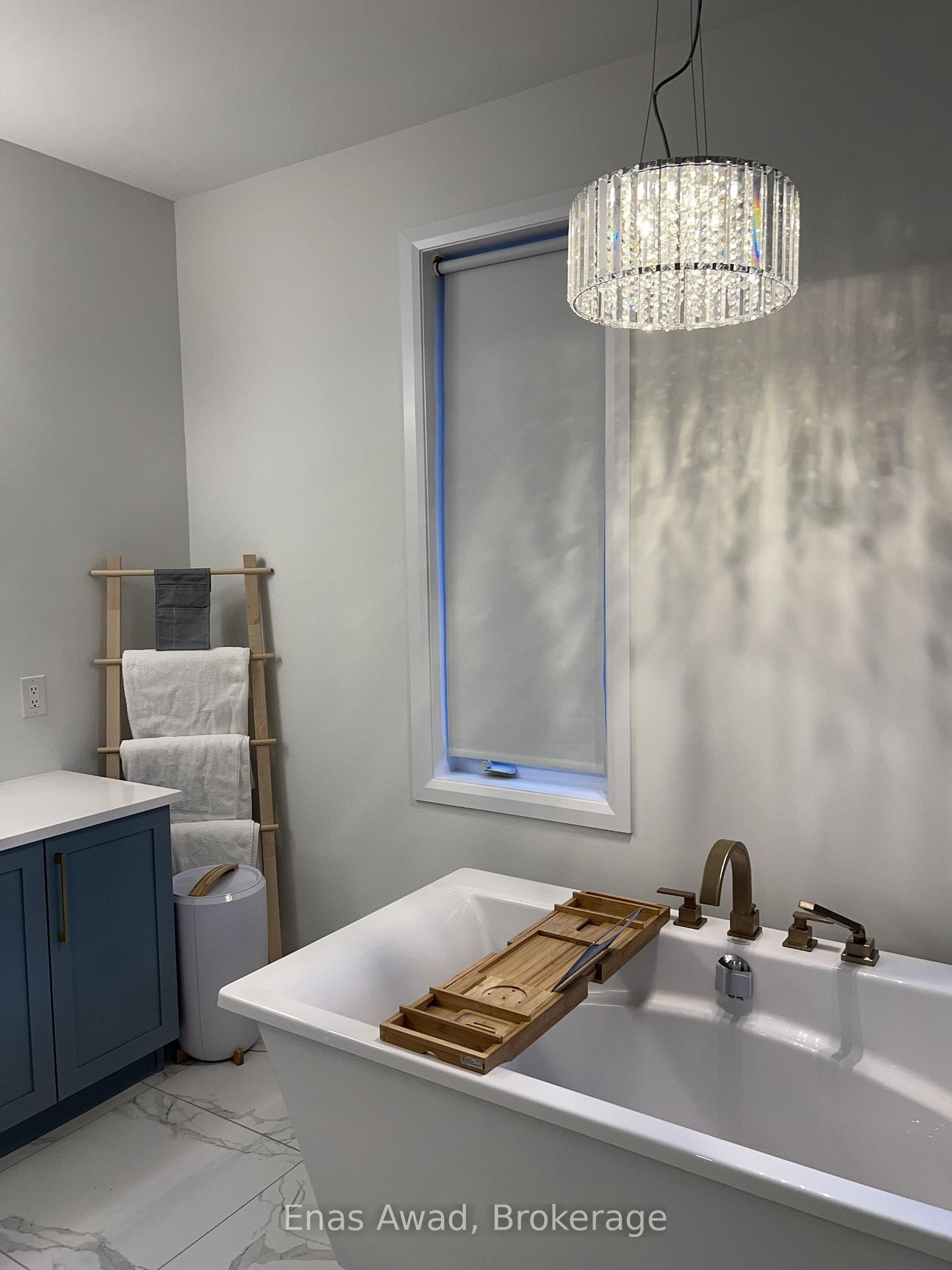 Photo 17 of 233 Skipper Drive, Ottawa, Mahogany Community — HOMEH