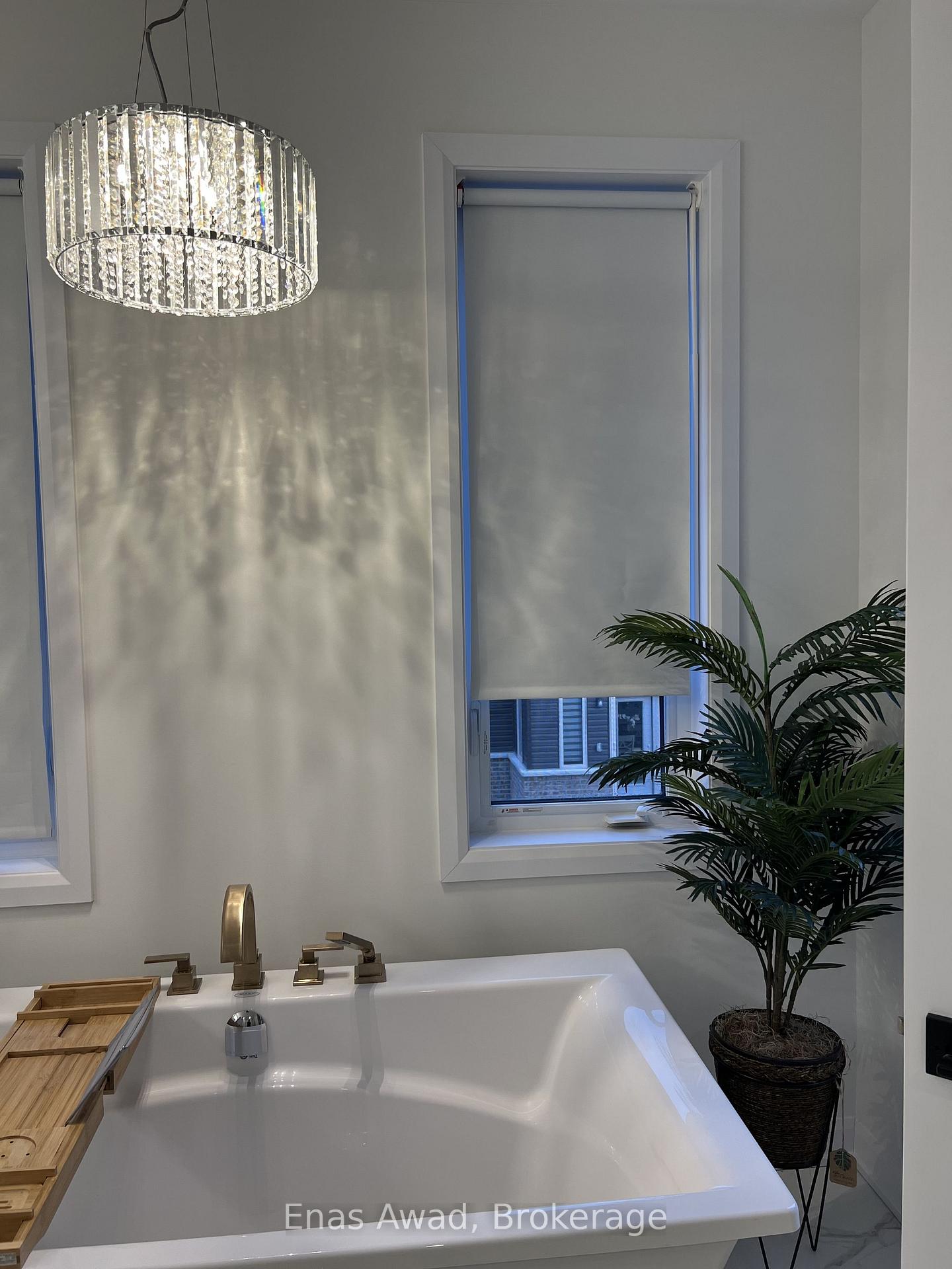 Photo 18 of 233 Skipper Drive, Ottawa, Mahogany Community — HOMEH
