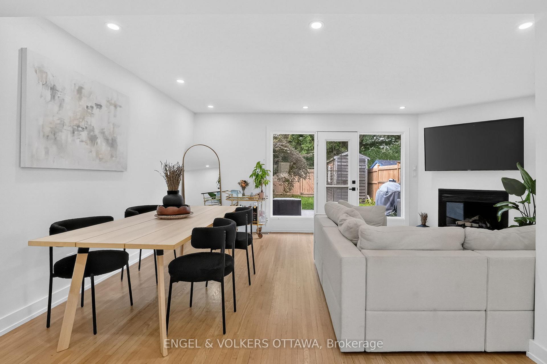 Photo 11 of 1304 Morrison Drive, Ottawa, Redwood Park — HOMEH
