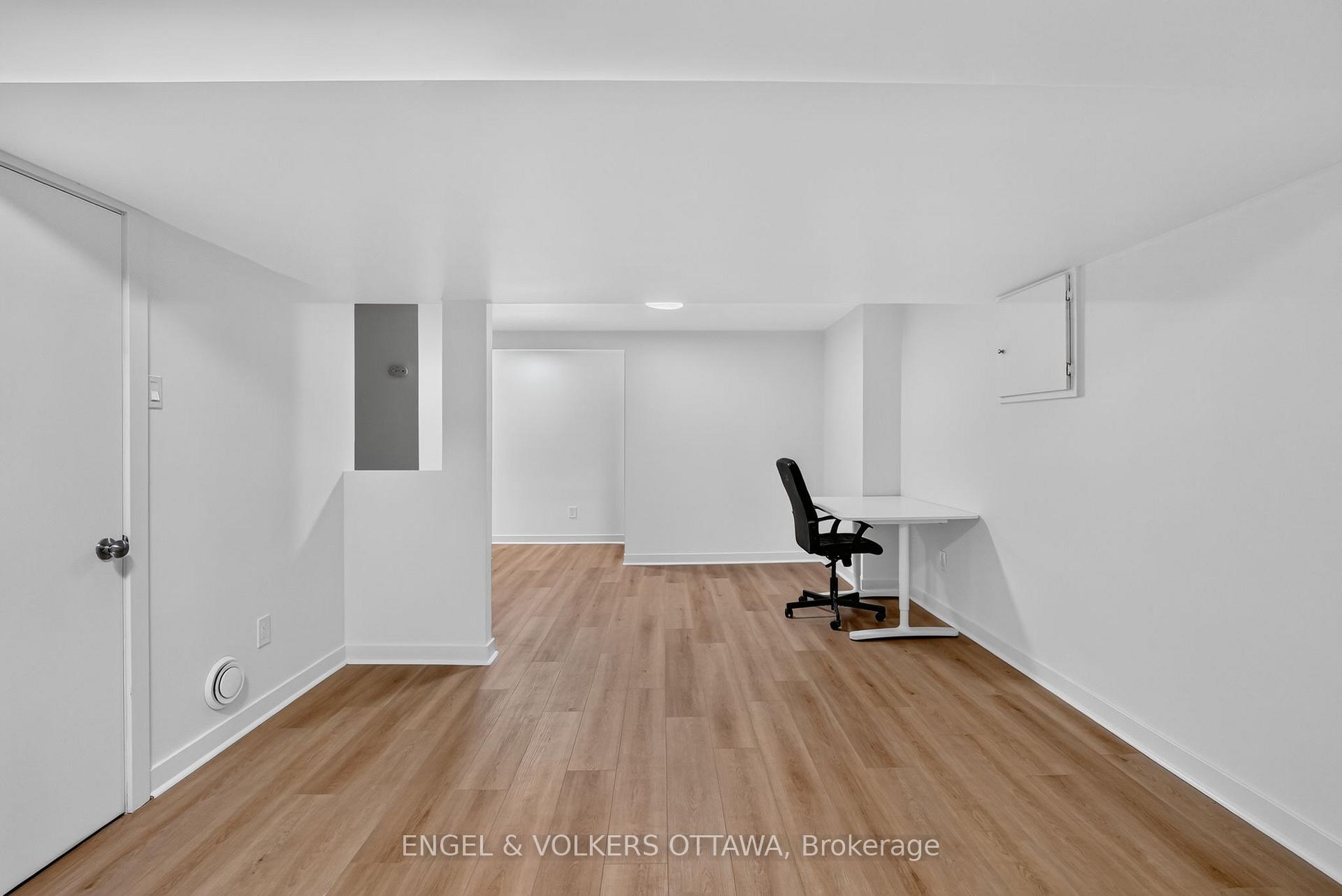 Photo 21 of 1304 Morrison Drive, Ottawa, Redwood Park — HOMEH