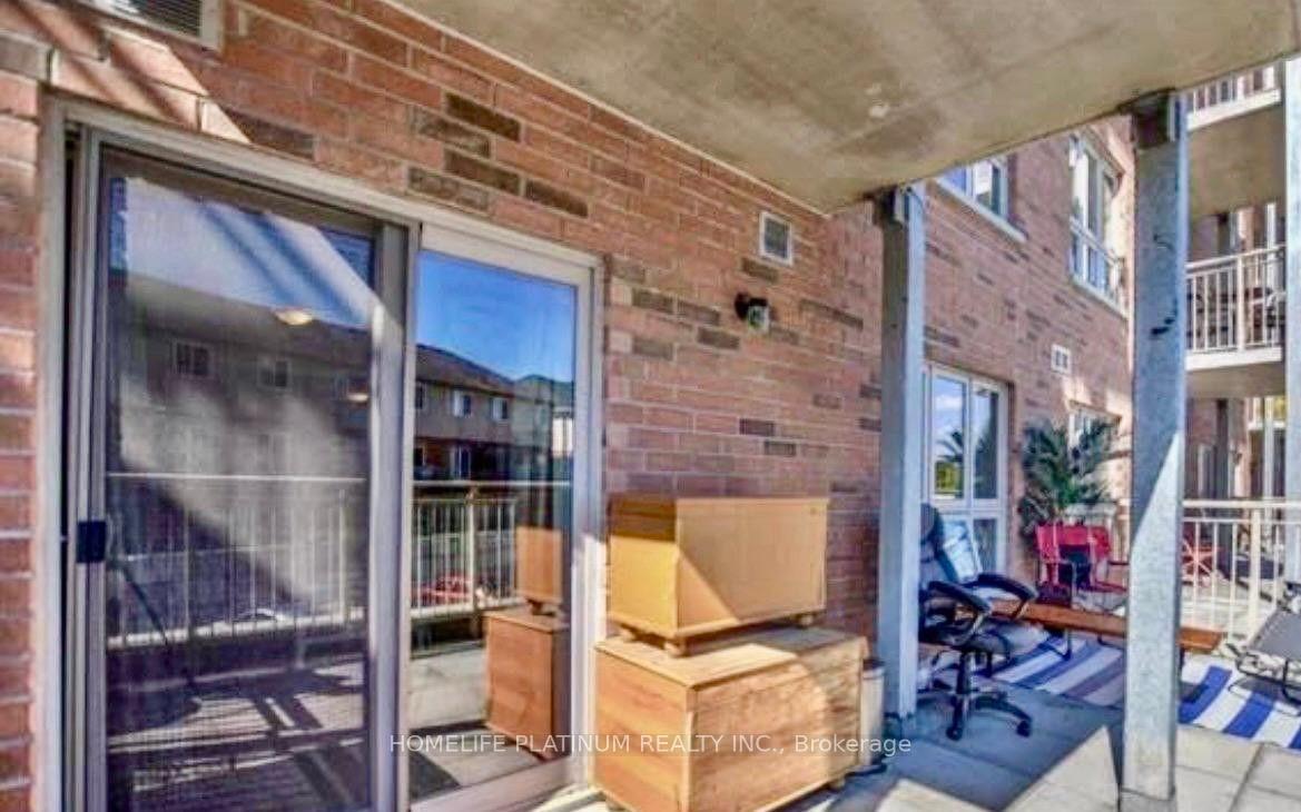Photo 3 of Unit 206, 155 Water Street, Cambridge, Christopher-Champlain — HOMEH