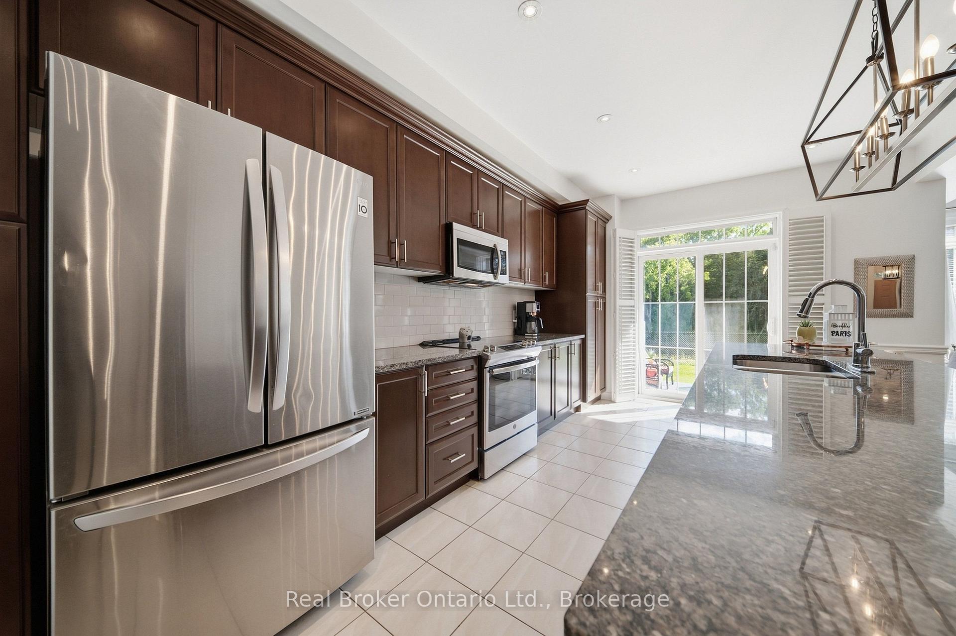 Photo 12 of Unit 11, 80 Willow Street, Brant, Paris — HOMEH