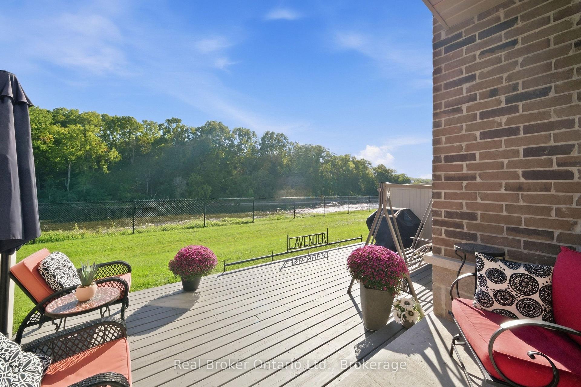 Photo 32 of Unit 11, 80 Willow Street, Brant, Paris — HOMEH