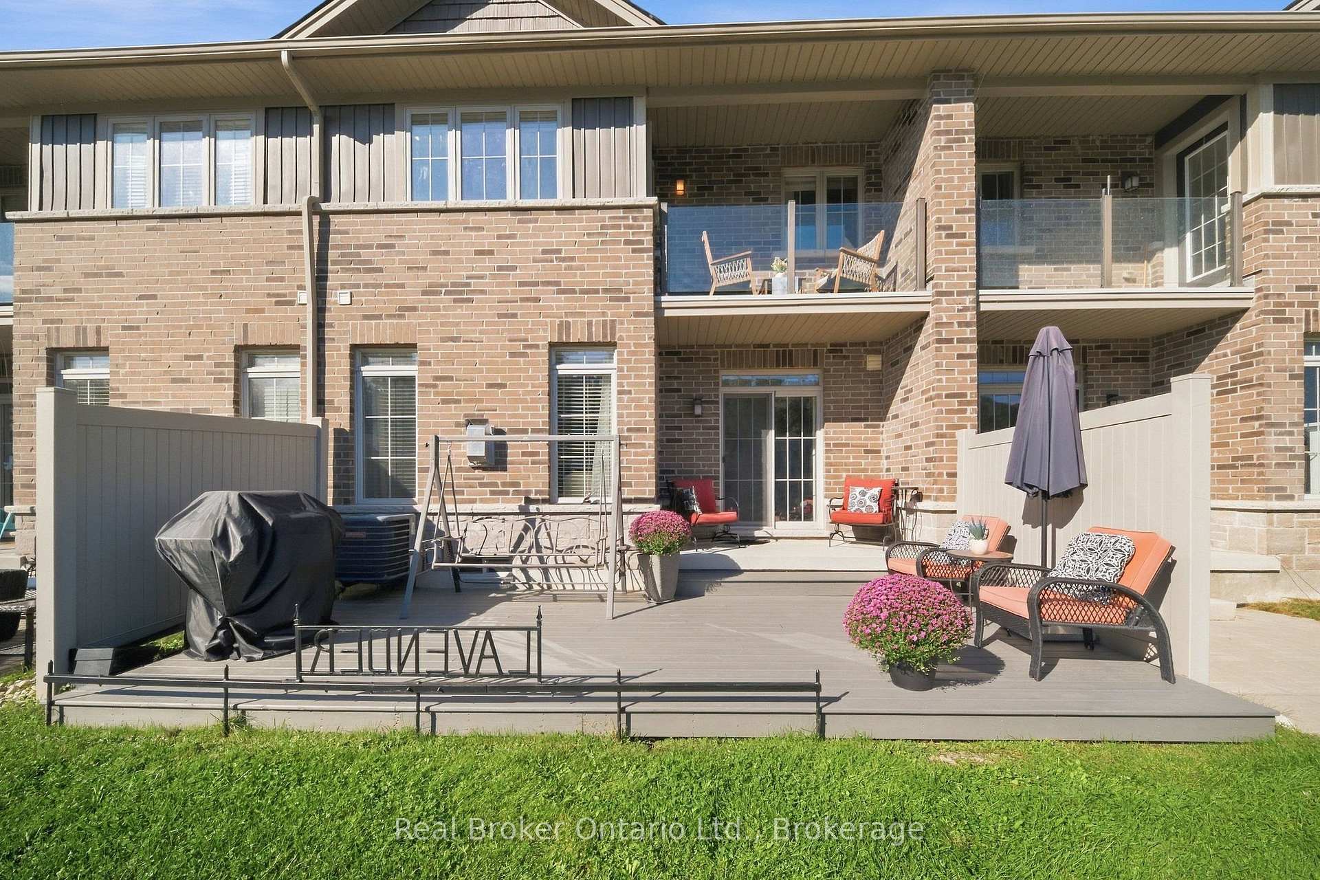 Photo 34 of Unit 11, 80 Willow Street, Brant, Paris — HOMEH