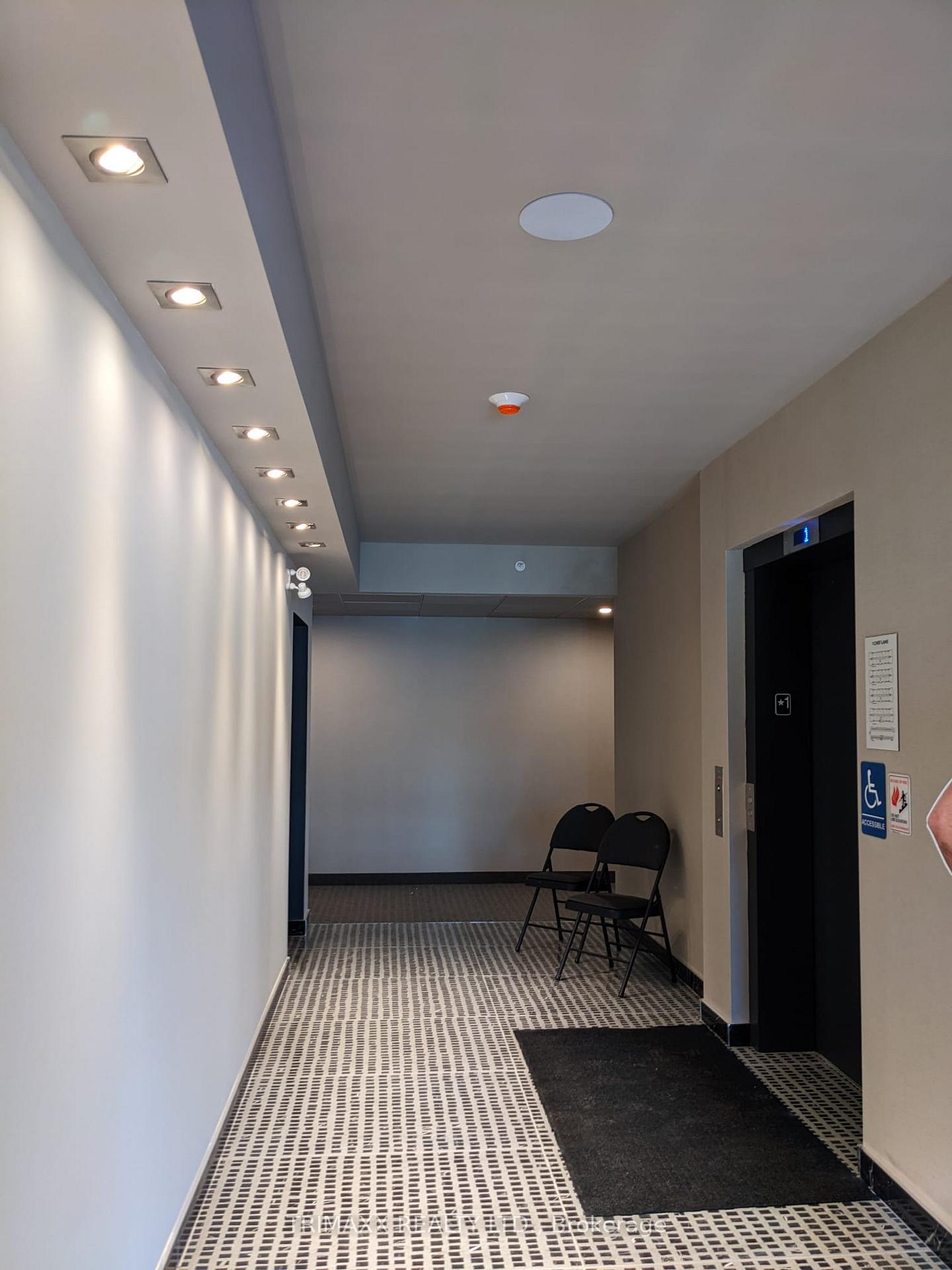 Photo 3 of Unit 303, 1 Chef Lane, Barrie, Innis-Shore — HOMEH
