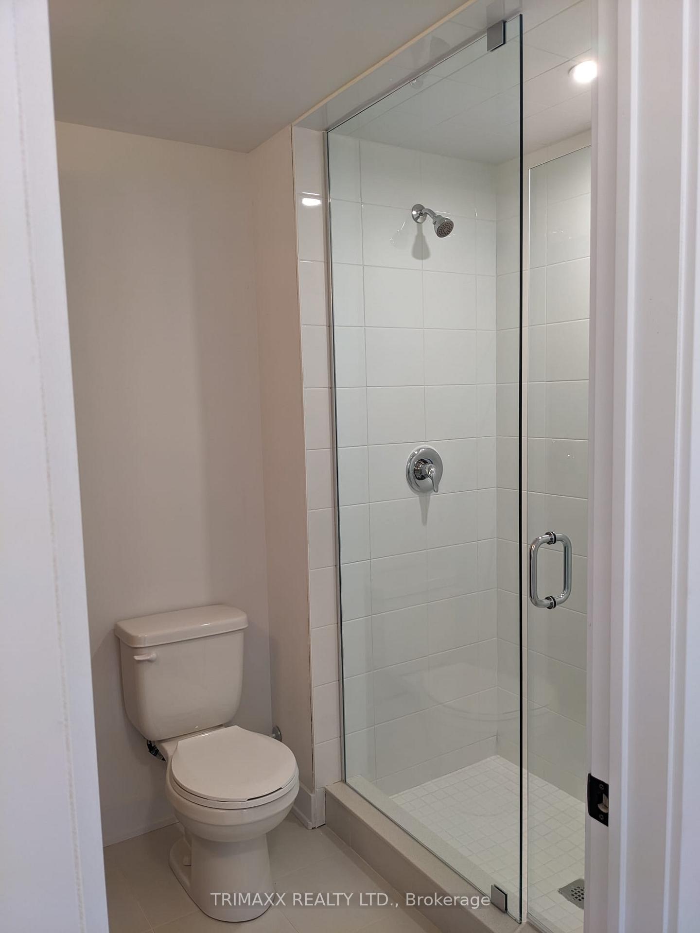 Photo 10 of Unit 303, 1 Chef Lane, Barrie, Innis-Shore — HOMEH