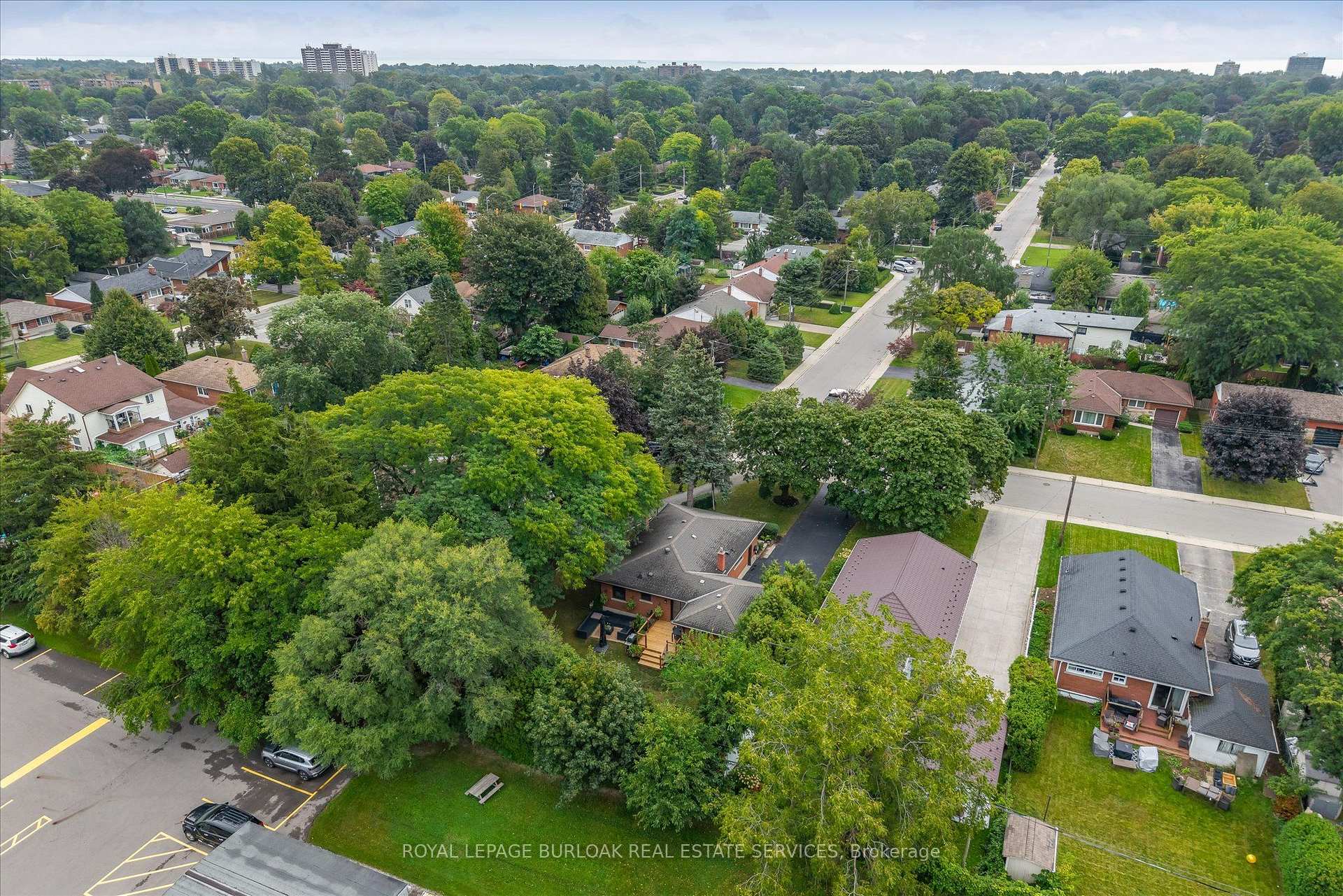 Photo 7 of 2241 Joyce Street, Burlington, Brant — HOMEH