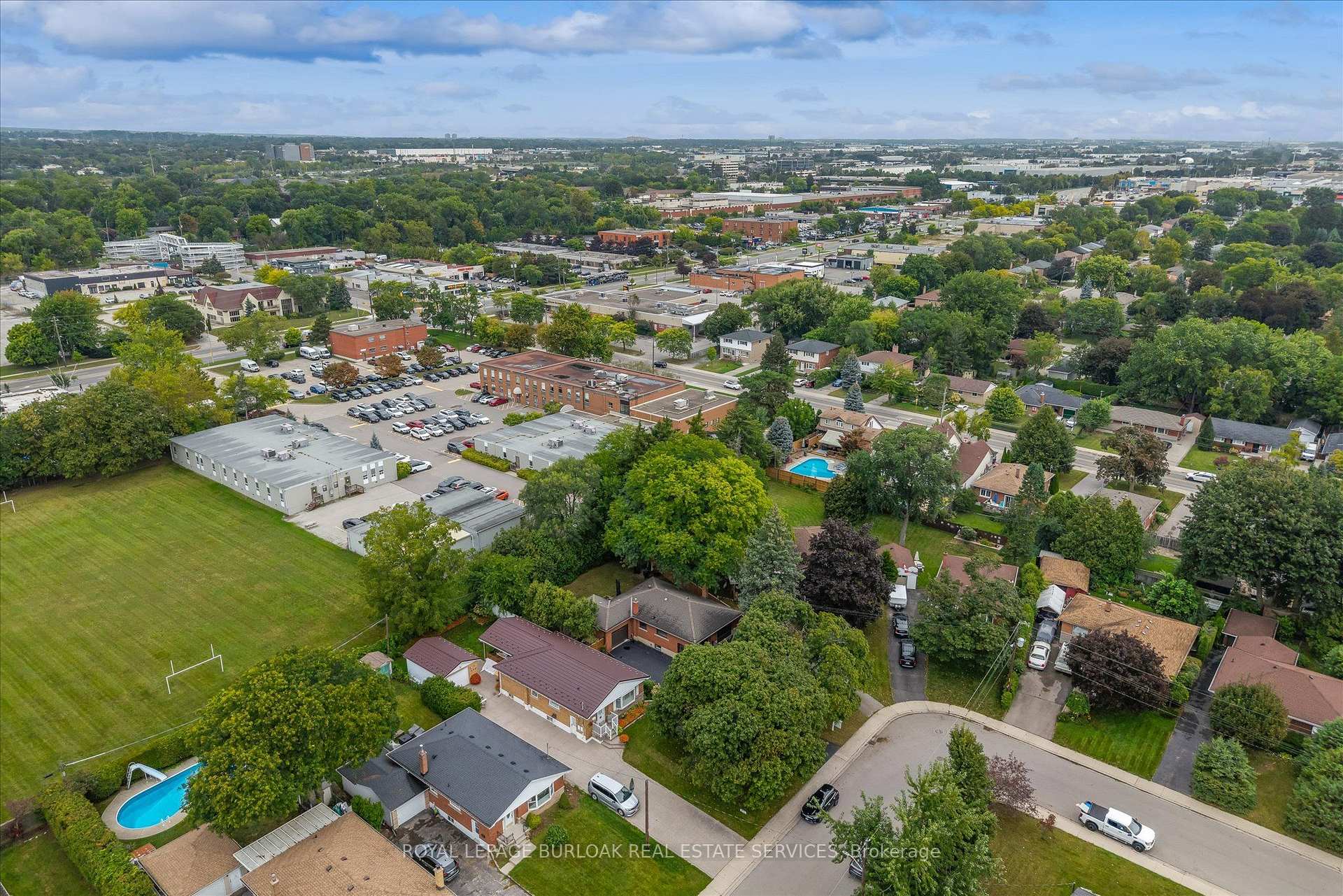 Photo 8 of 2241 Joyce Street, Burlington, Brant — HOMEH