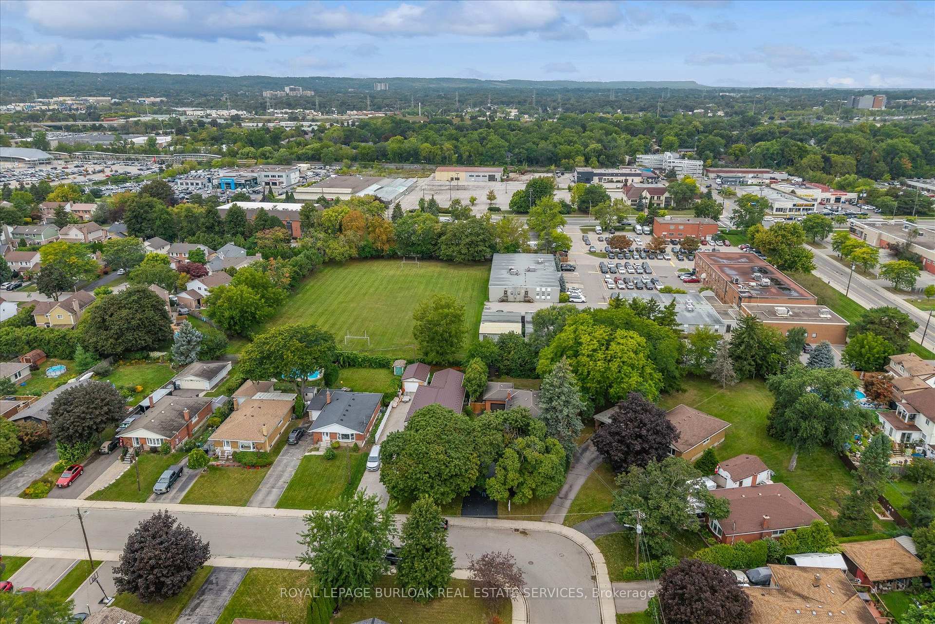 Photo 9 of 2241 Joyce Street, Burlington, Brant — HOMEH