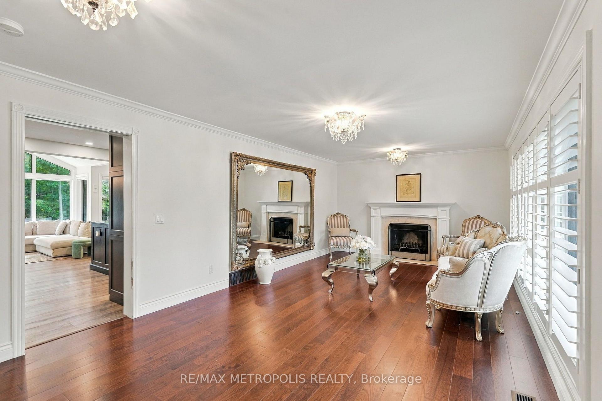 Photo 16 of 1228 Elgin Crescent, Oakville, Falgarwood — HOMEH