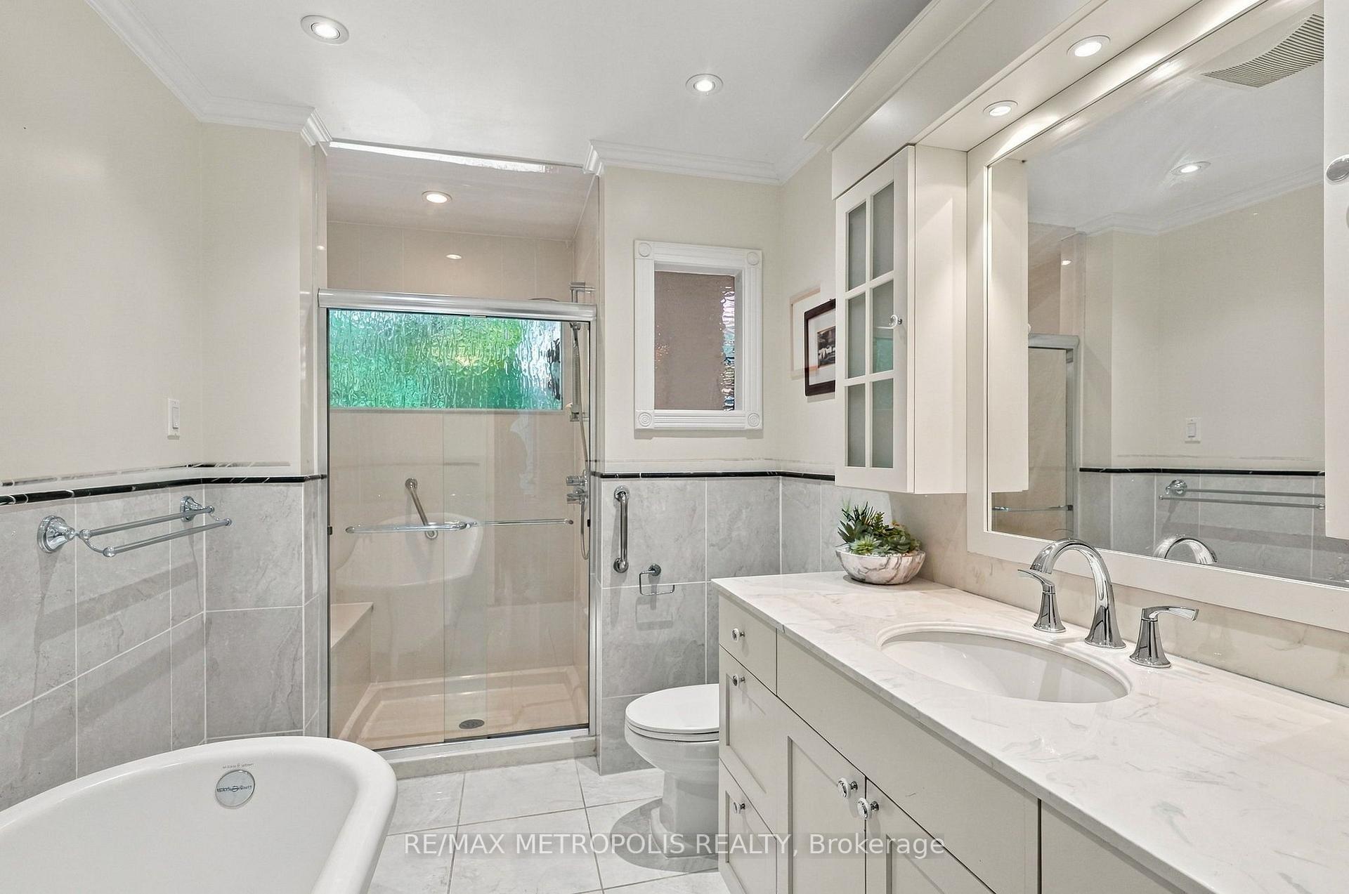 Photo 28 of 1228 Elgin Crescent, Oakville, Falgarwood — HOMEH