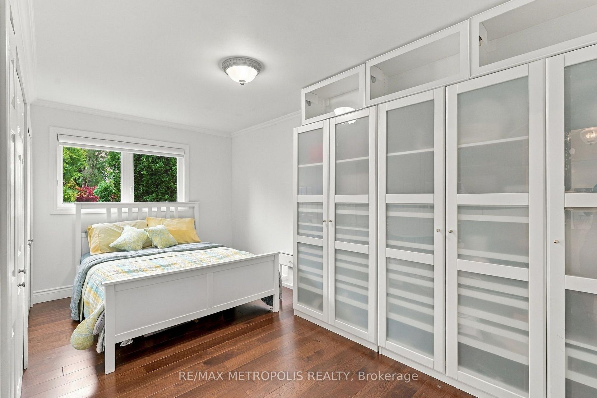 Photo 31 of 1228 Elgin Crescent, Oakville, Falgarwood — HOMEH