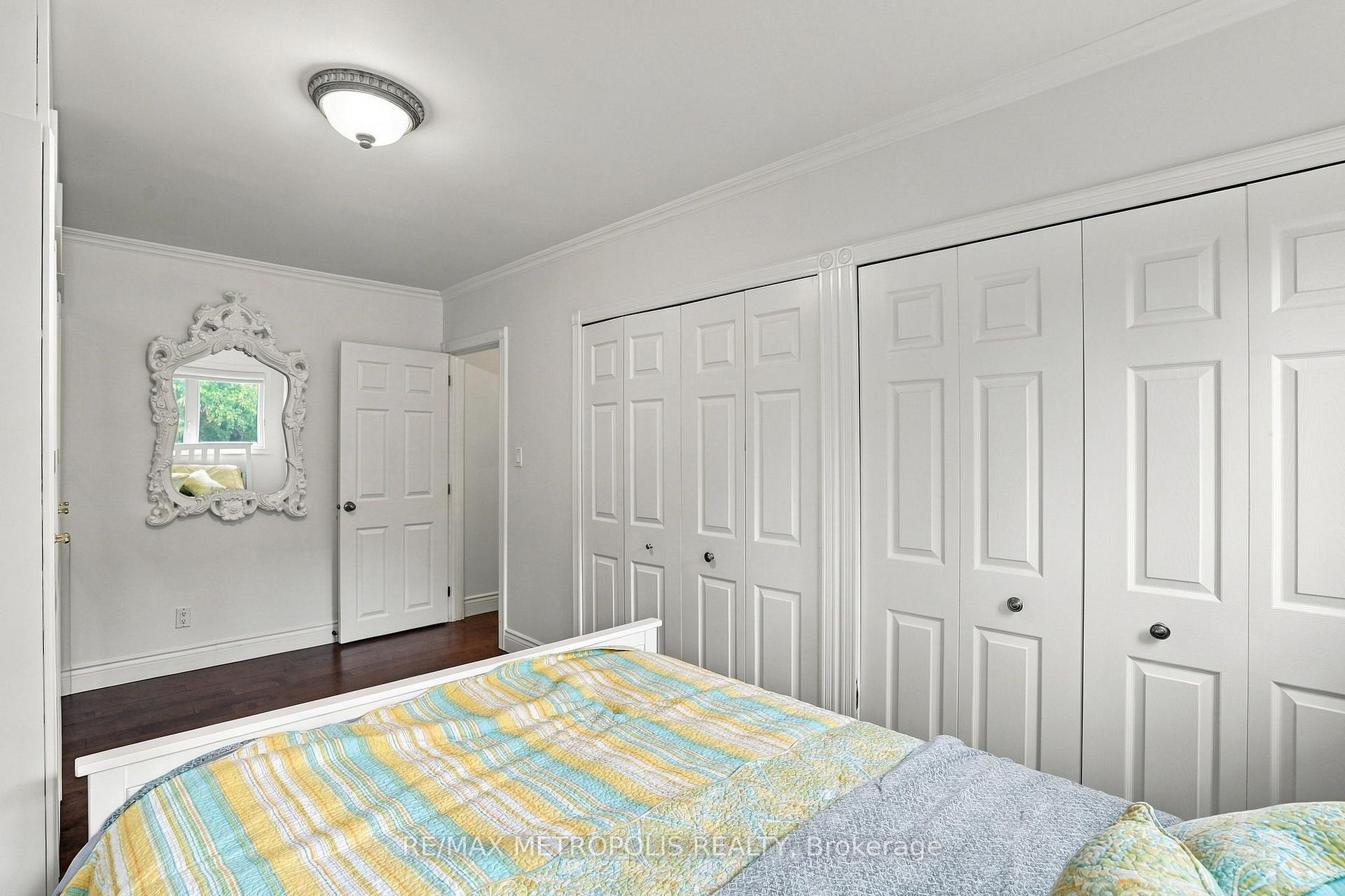 Photo 33 of 1228 Elgin Crescent, Oakville, Falgarwood — HOMEH