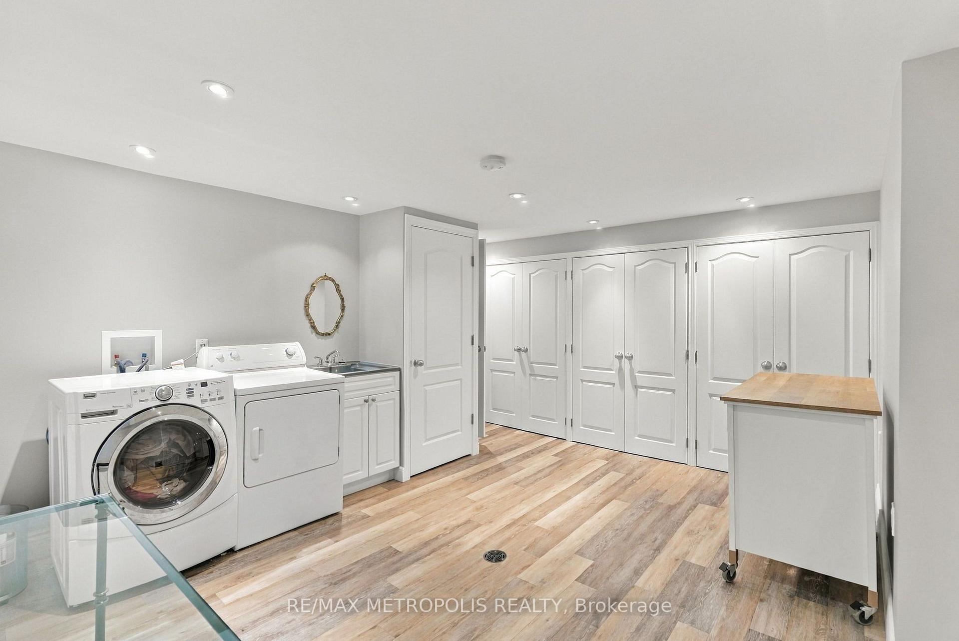 Photo 34 of 1228 Elgin Crescent, Oakville, Falgarwood — HOMEH