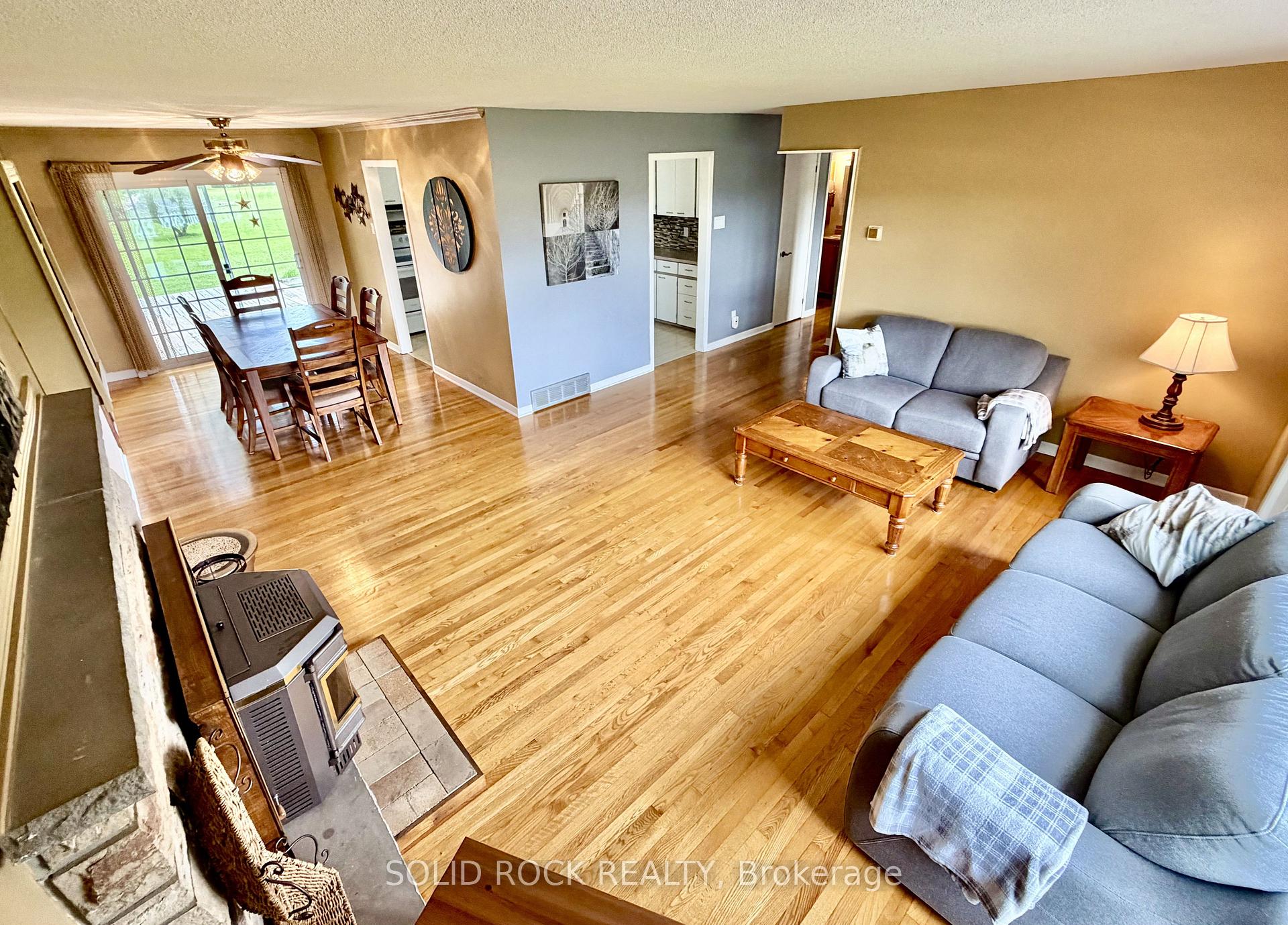 Photo 5 of 6663 Dalmeny Road E, Ottawa, Osgoode Twp South of Reg Rd 6 — HOMEH