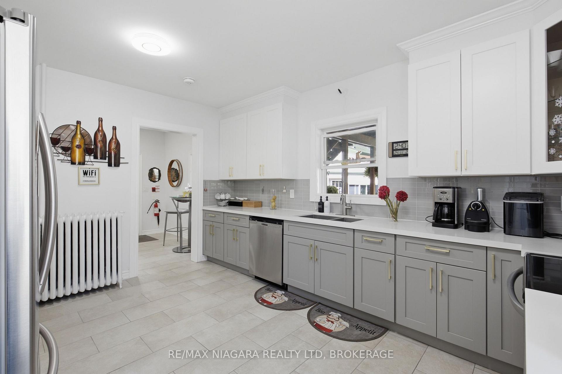 Photo 13 of 4291 Simcoe Street, Niagara Falls, Downtown — HOMEH