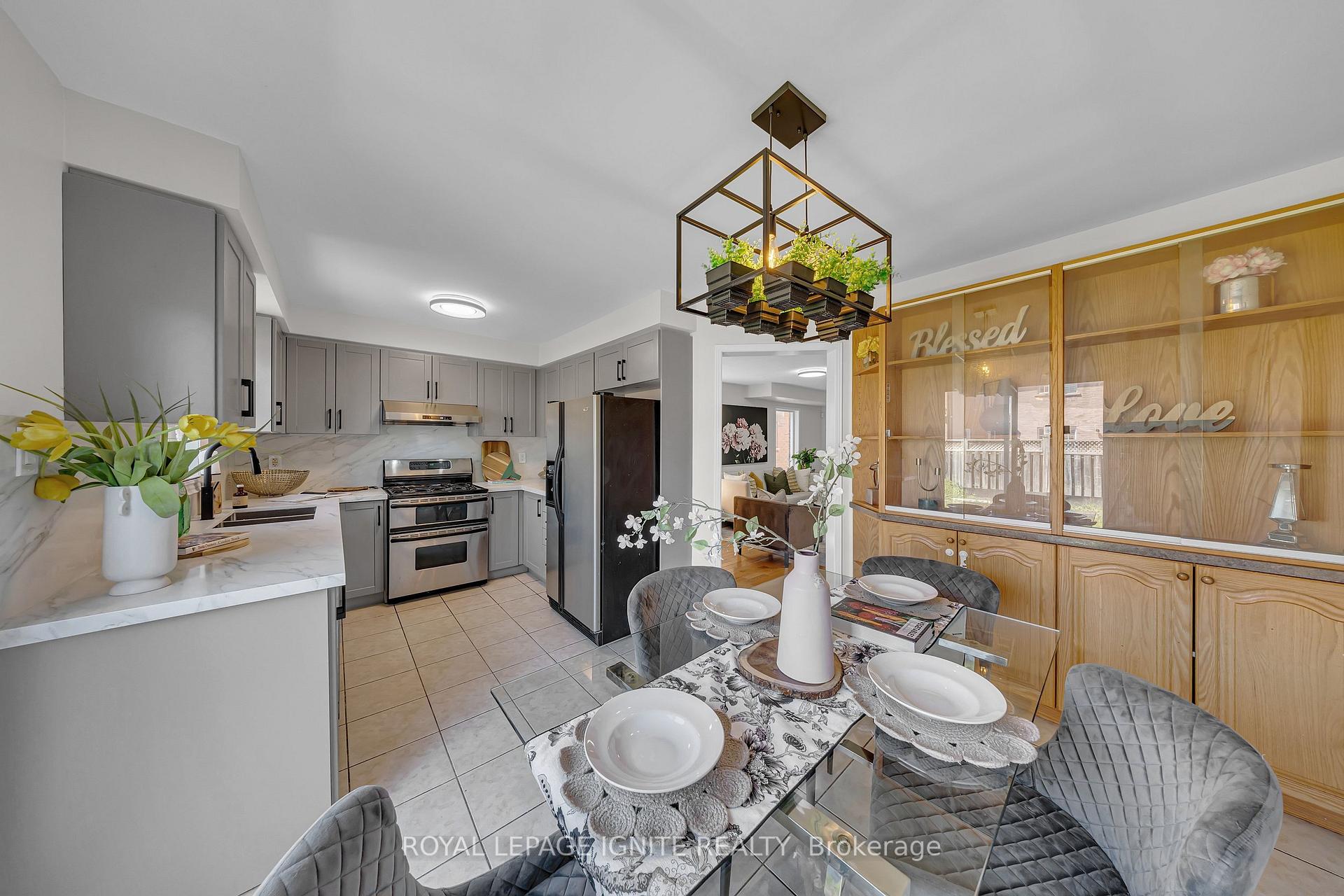 Photo 10 of 91 Albright Road, Brampton, Fletcher's Creek Village — HOMEH