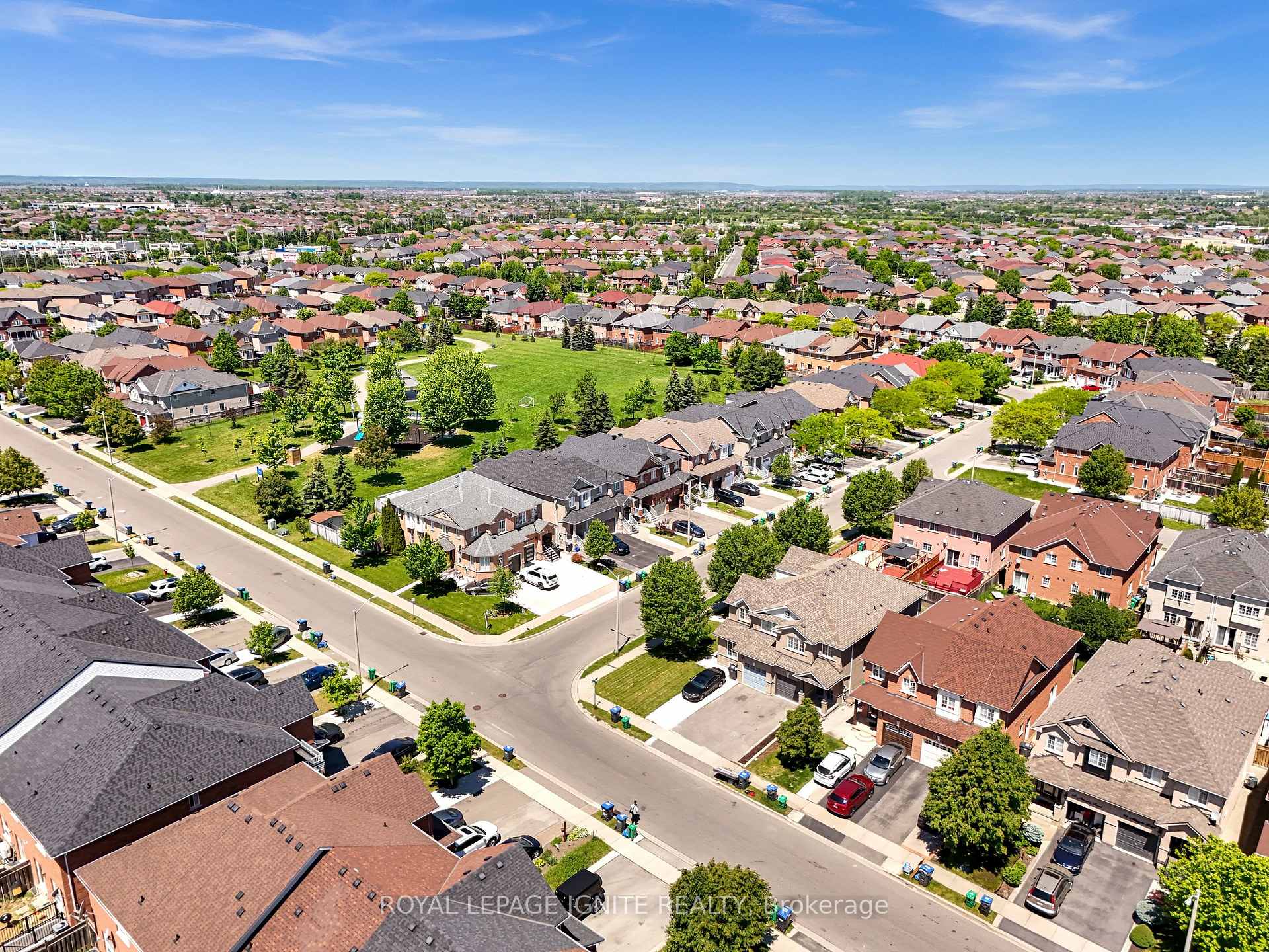 Photo 32 of 91 Albright Road, Brampton, Fletcher's Creek Village — HOMEH
