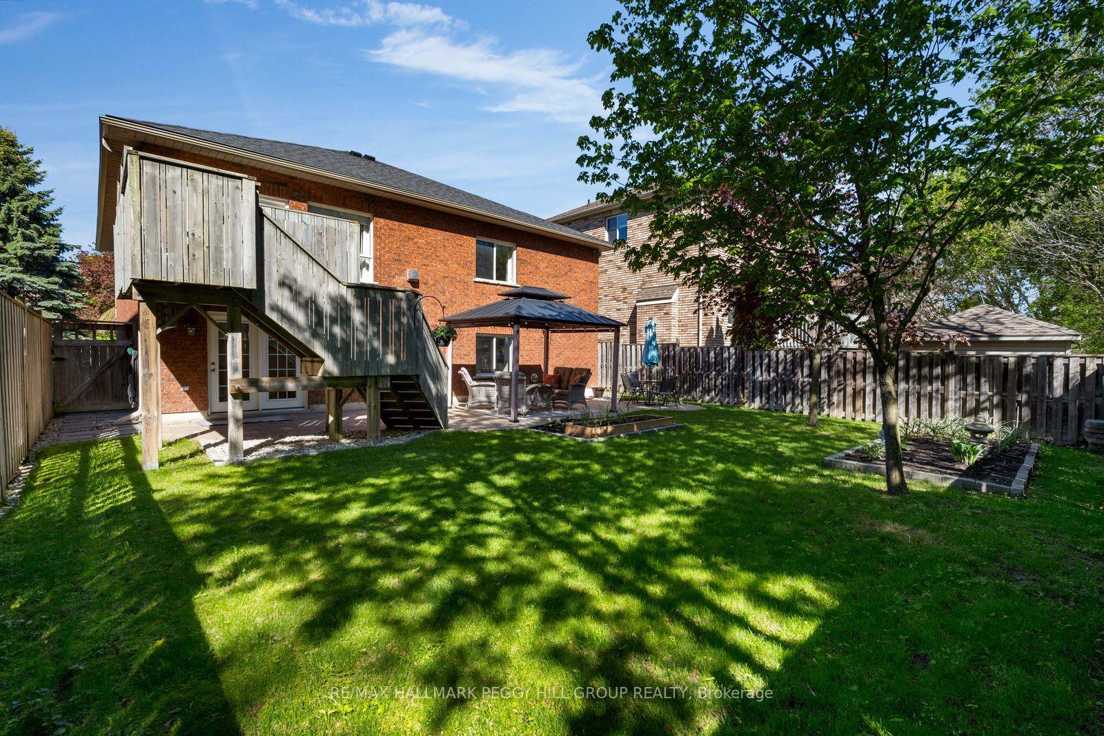 Photo 20 of 61 Maclaren Avenue, Barrie, Painswick North — HOMEH