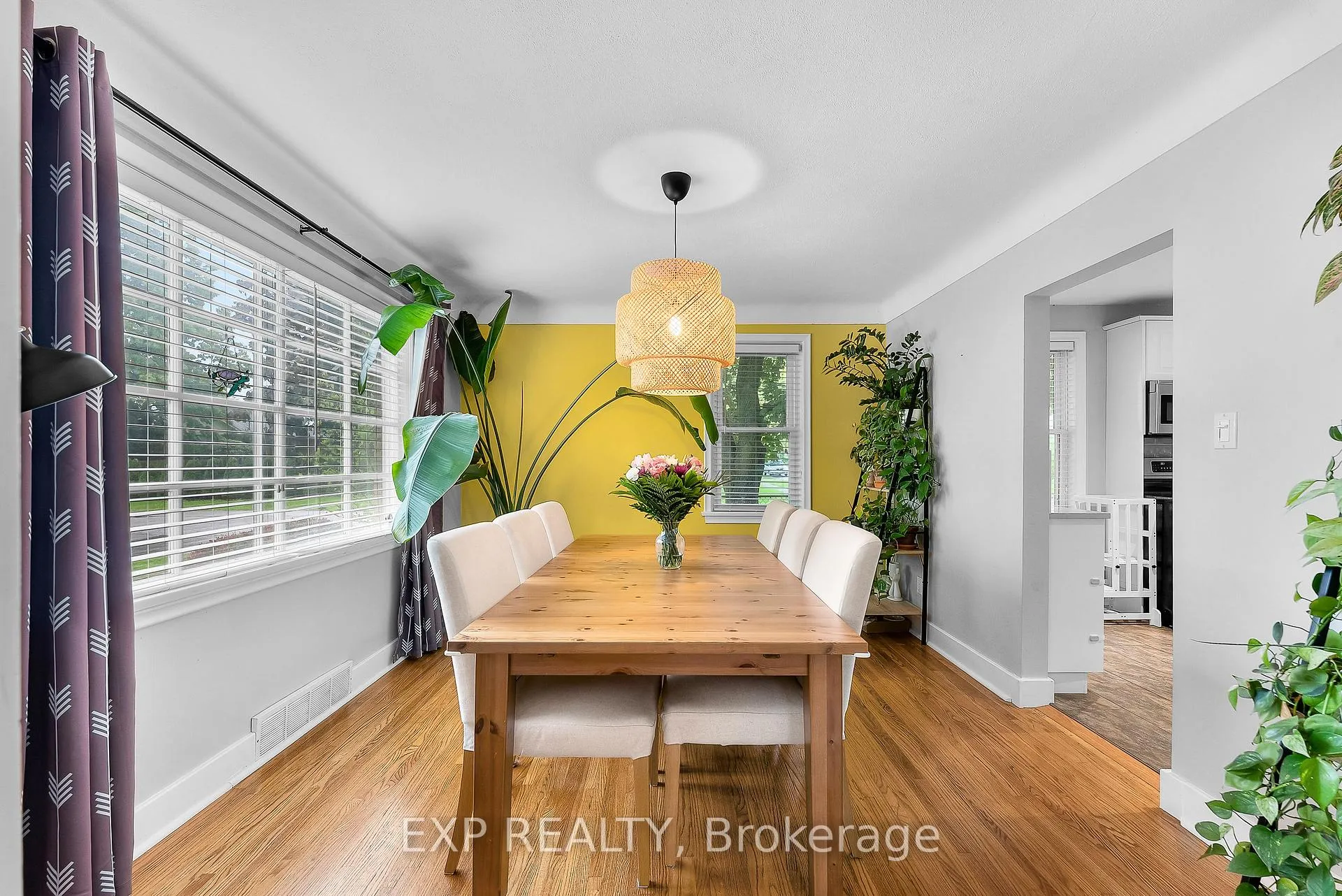 Photo 6 of 1 Laird Drive, St. Catharines, E. Chester — HOMEH