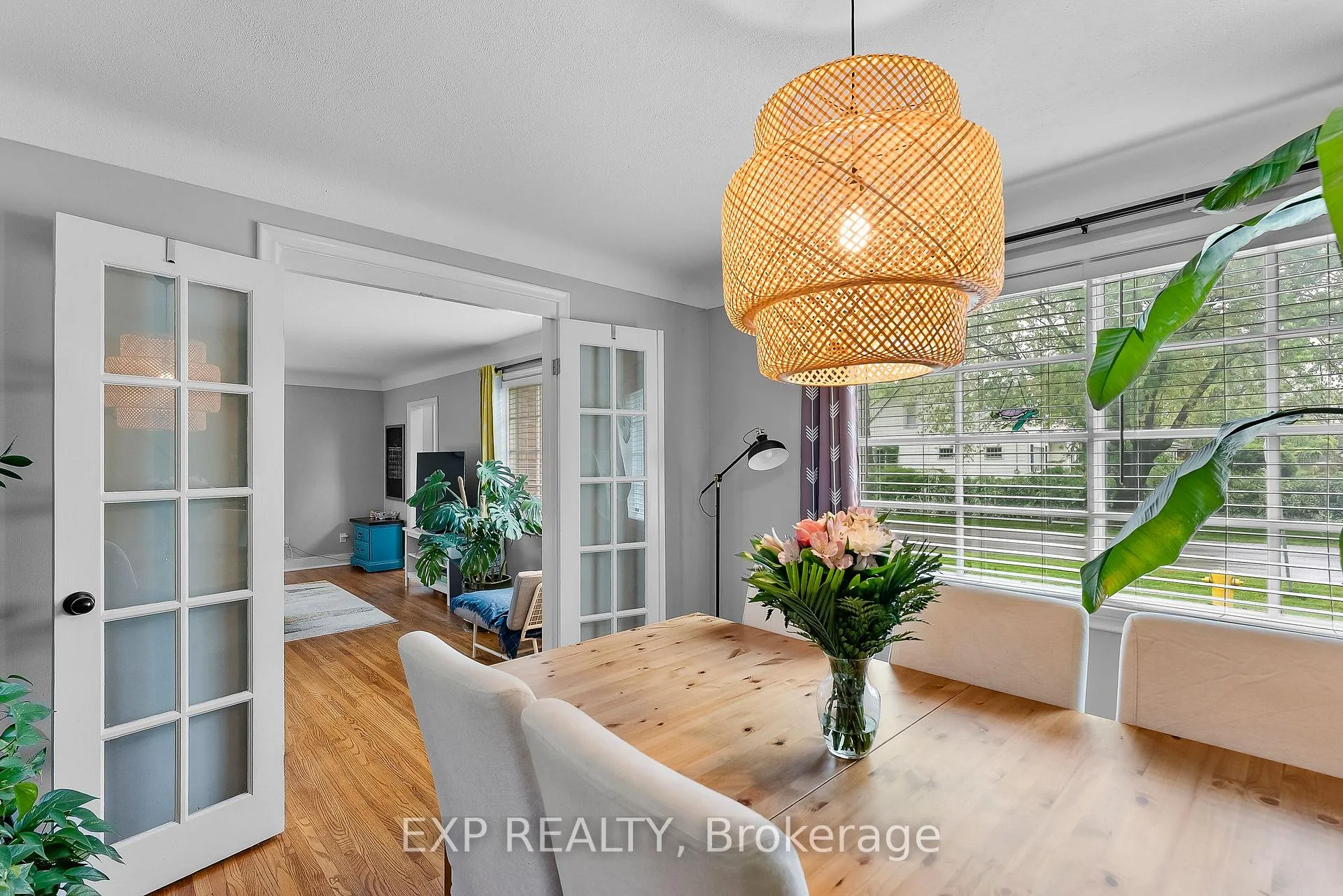 Photo 8 of 1 Laird Drive, St. Catharines, E. Chester — HOMEH