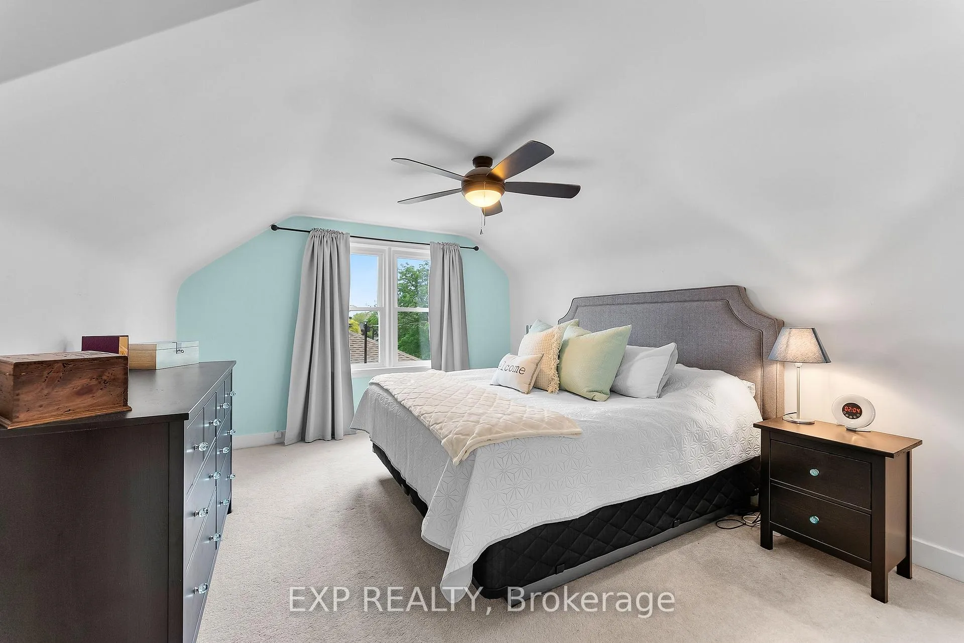 Photo 17 of 1 Laird Drive, St. Catharines, E. Chester — HOMEH