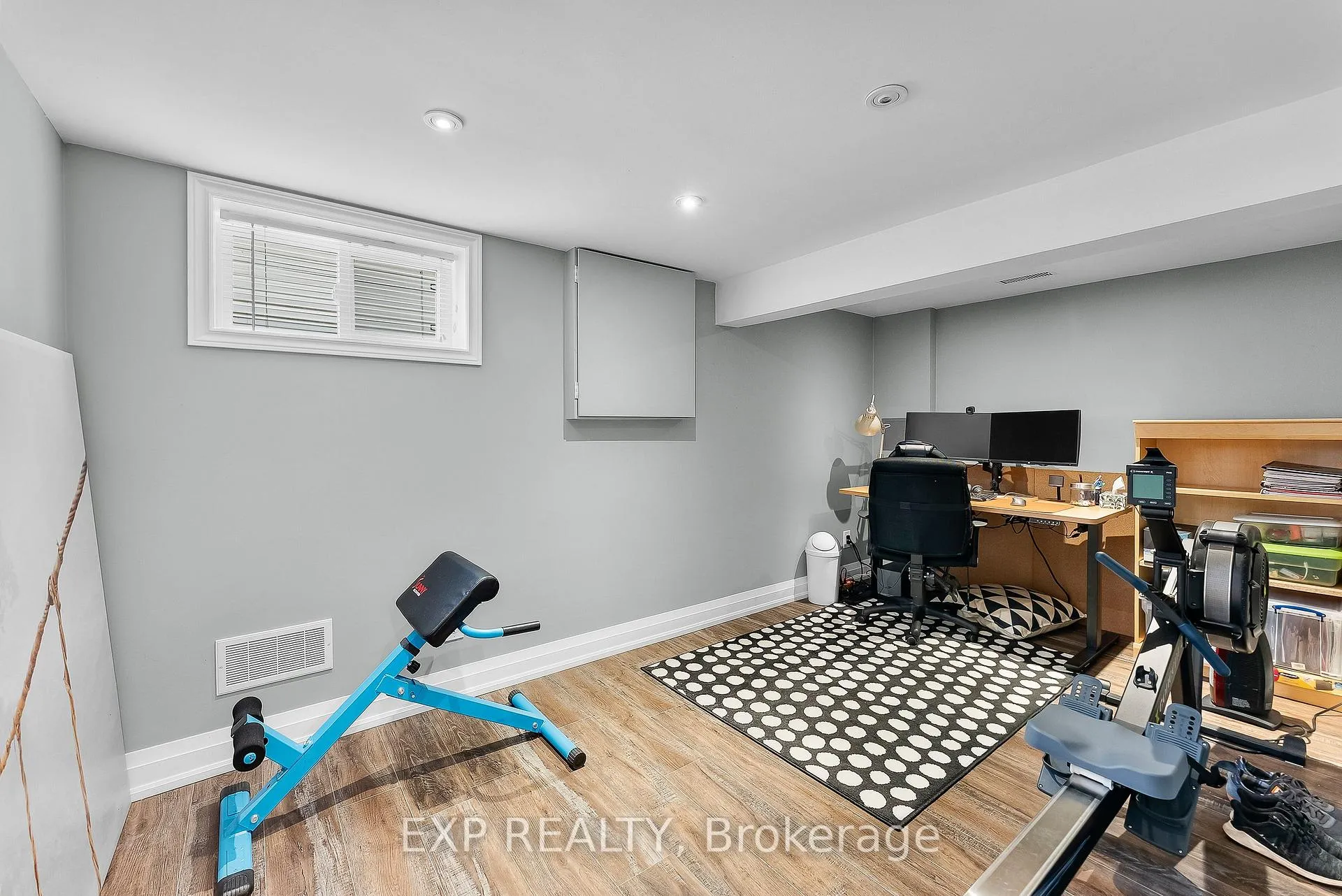 Photo 29 of 1 Laird Drive, St. Catharines, E. Chester — HOMEH