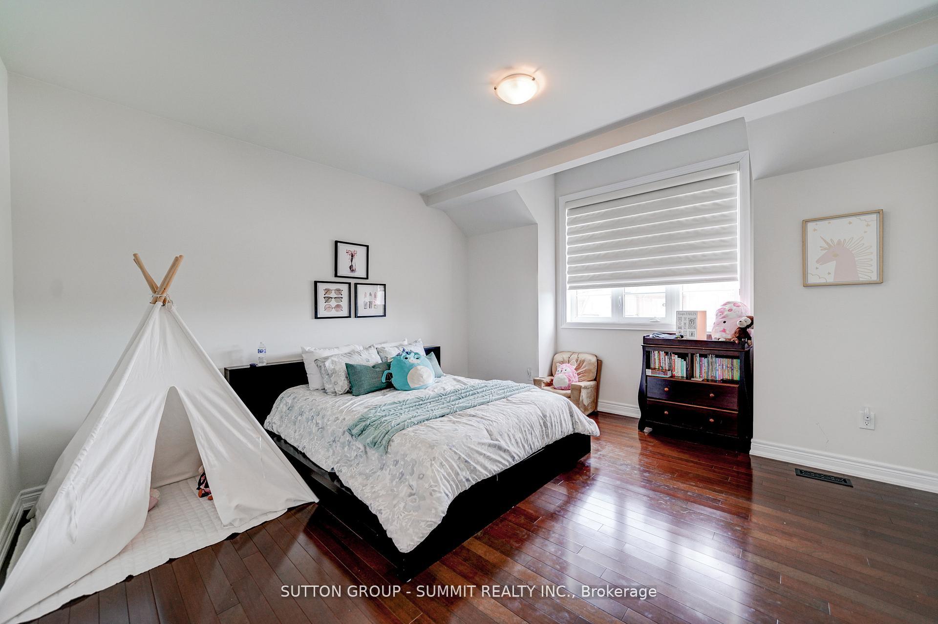 Photo 21 of 6 Flanders Road, Brampton, Credit Valley — HOMEH