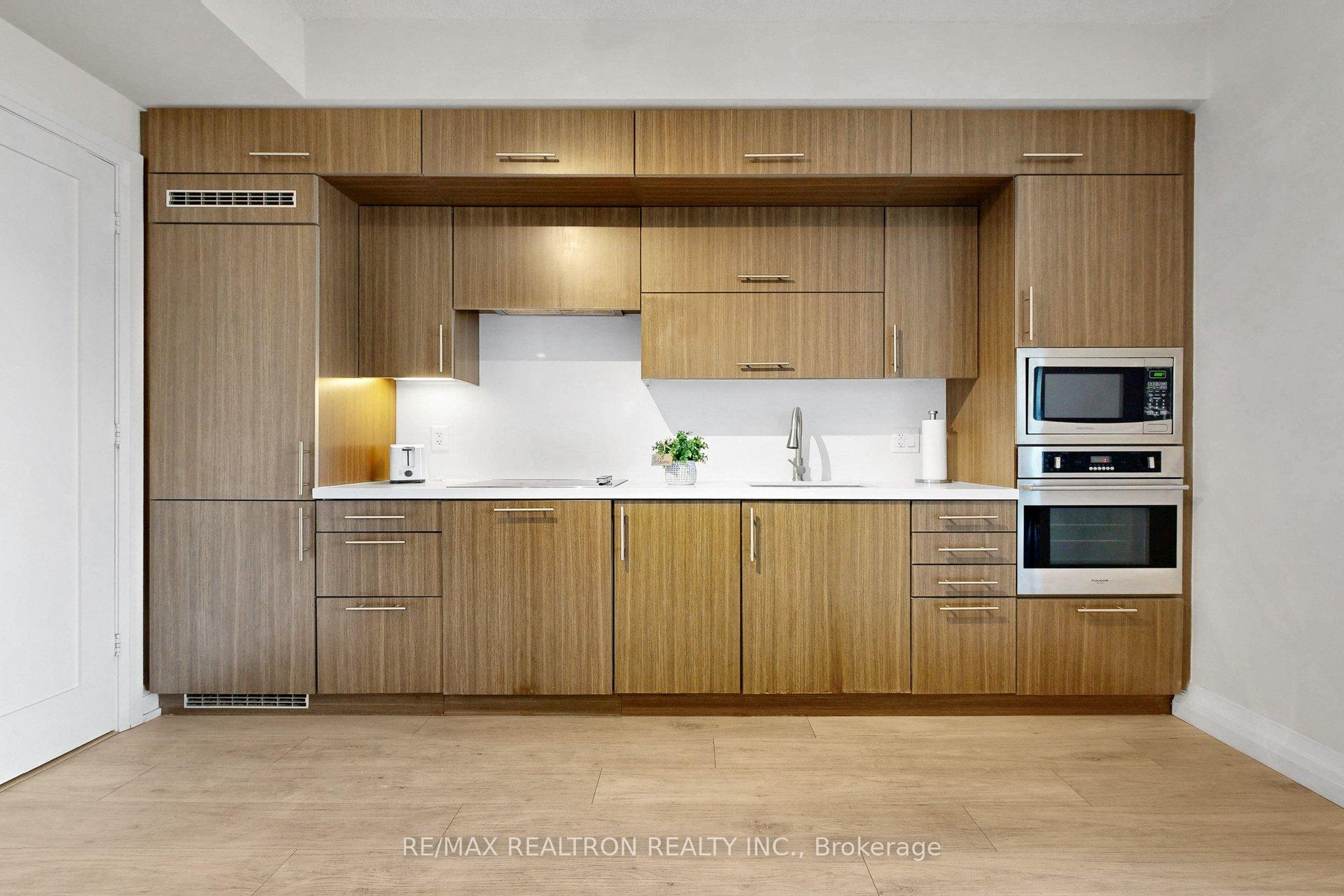 Photo 7 of Unit 3103, 2 Anndale Drive, North York, Willowdale East — HOMEH
