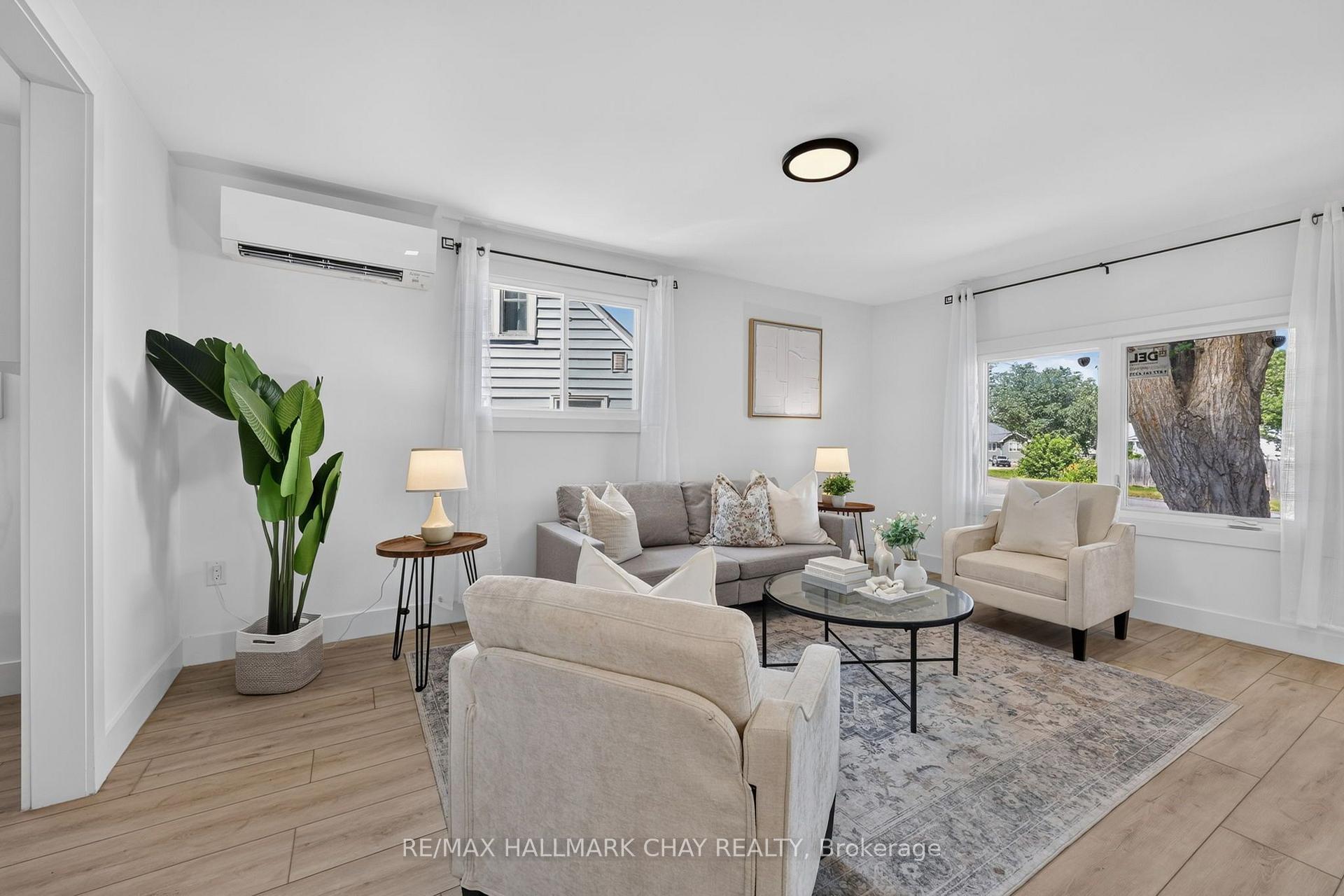 Photo 11 of 7 Victory Crescent, Penetanguishene — HOMEH