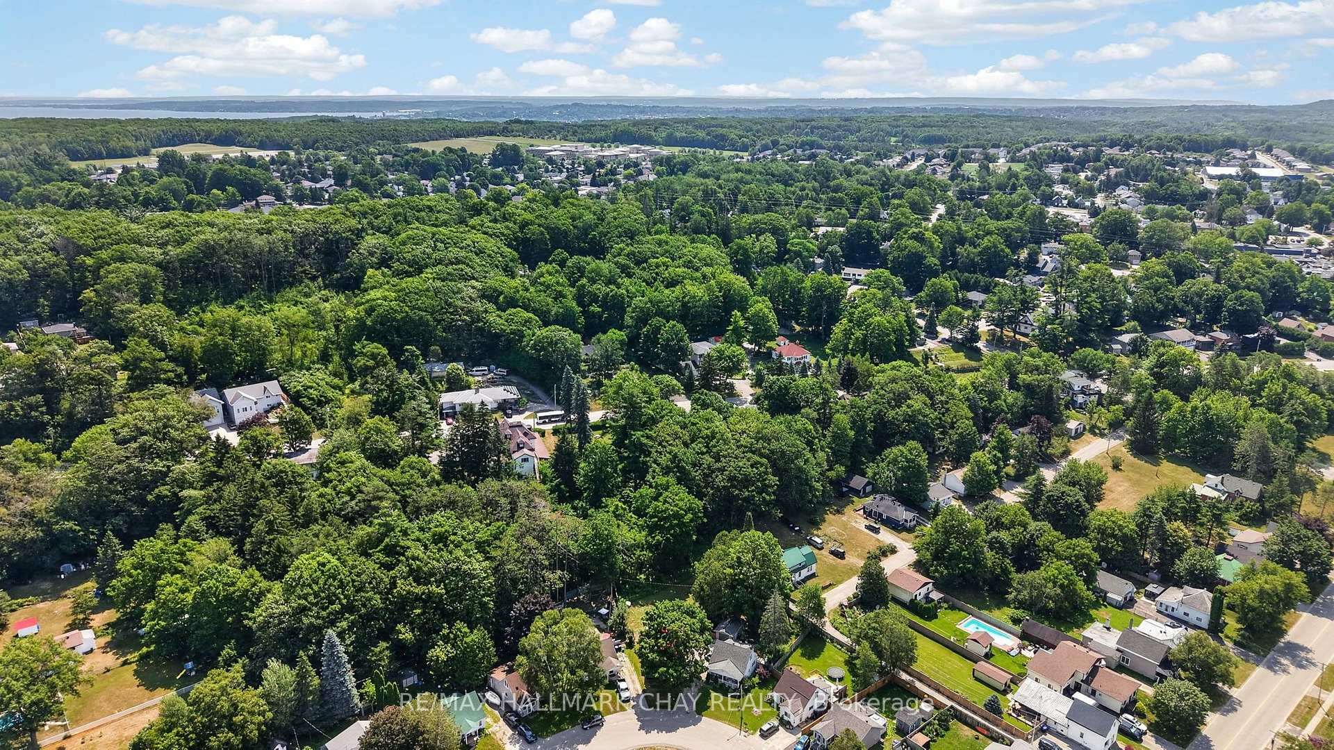 Photo 43 of 7 Victory Crescent, Penetanguishene — HOMEH
