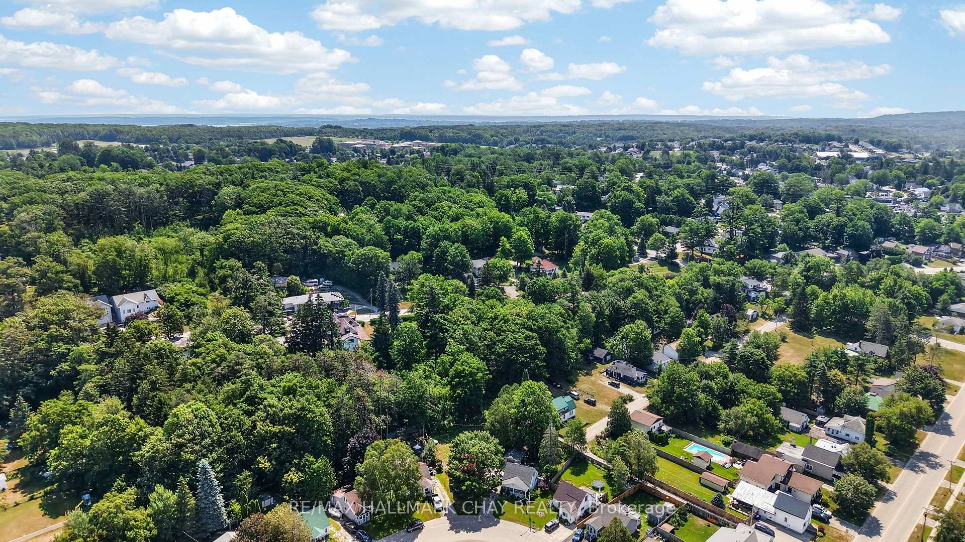 Photo 47 of 7 Victory Crescent, Penetanguishene — HOMEH