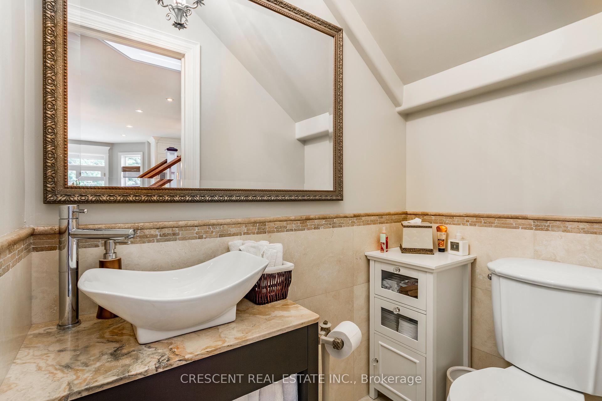 Photo 16 of 17 Agar Crescent, Etobicoke, Islington-City Centre West — HOMEH