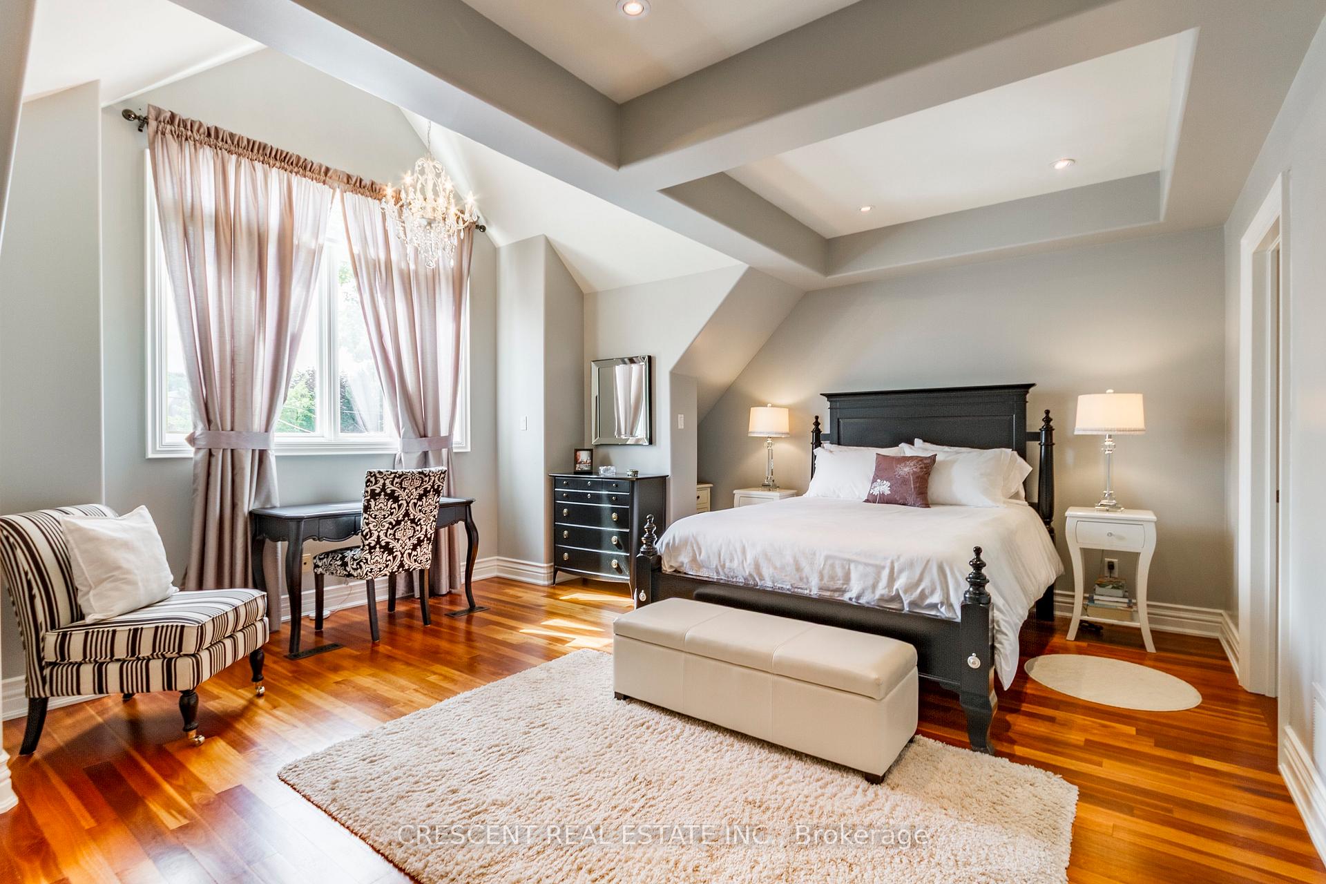 Photo 19 of 17 Agar Crescent, Etobicoke, Islington-City Centre West — HOMEH